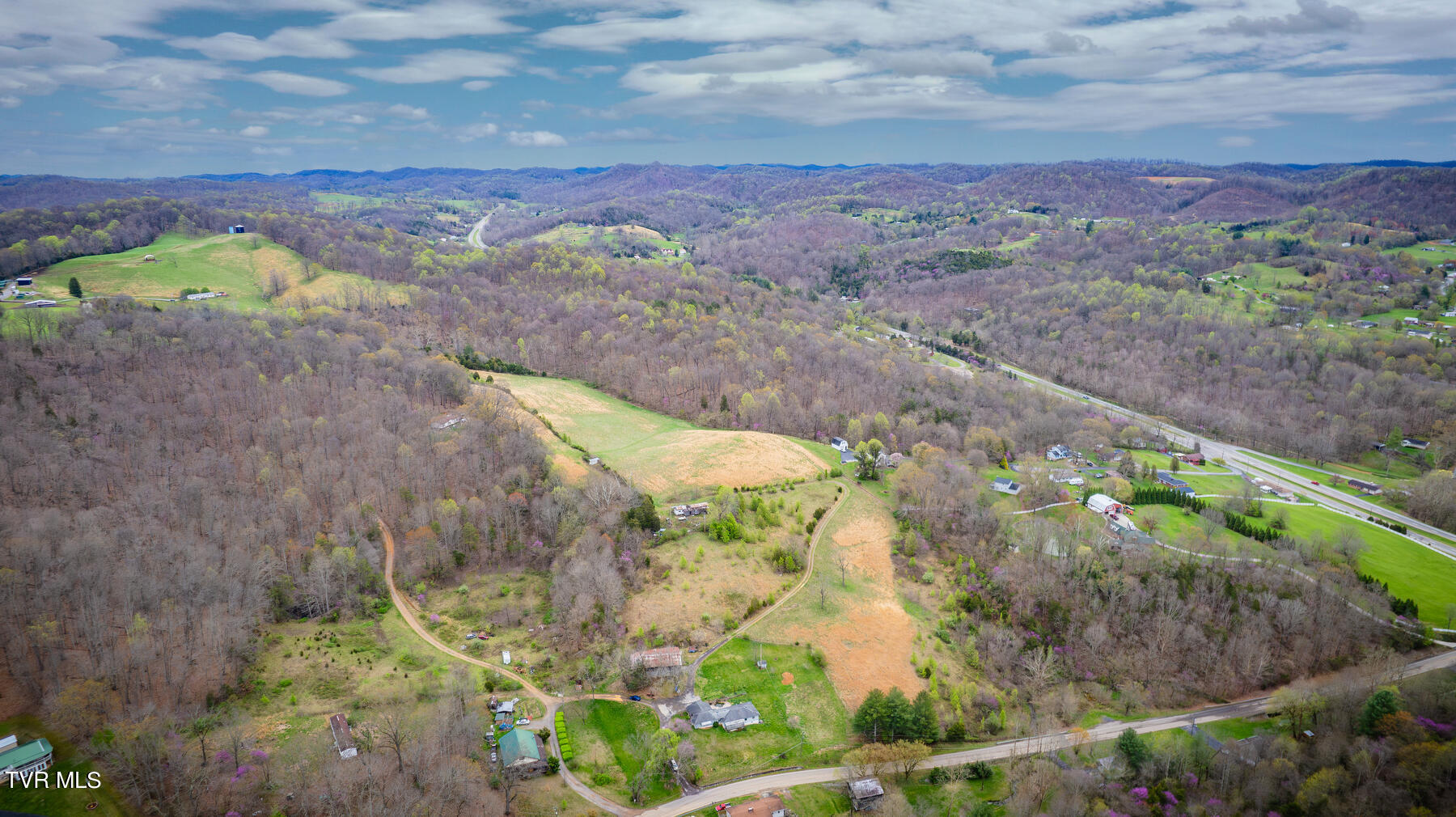 222 Cold Springs Road