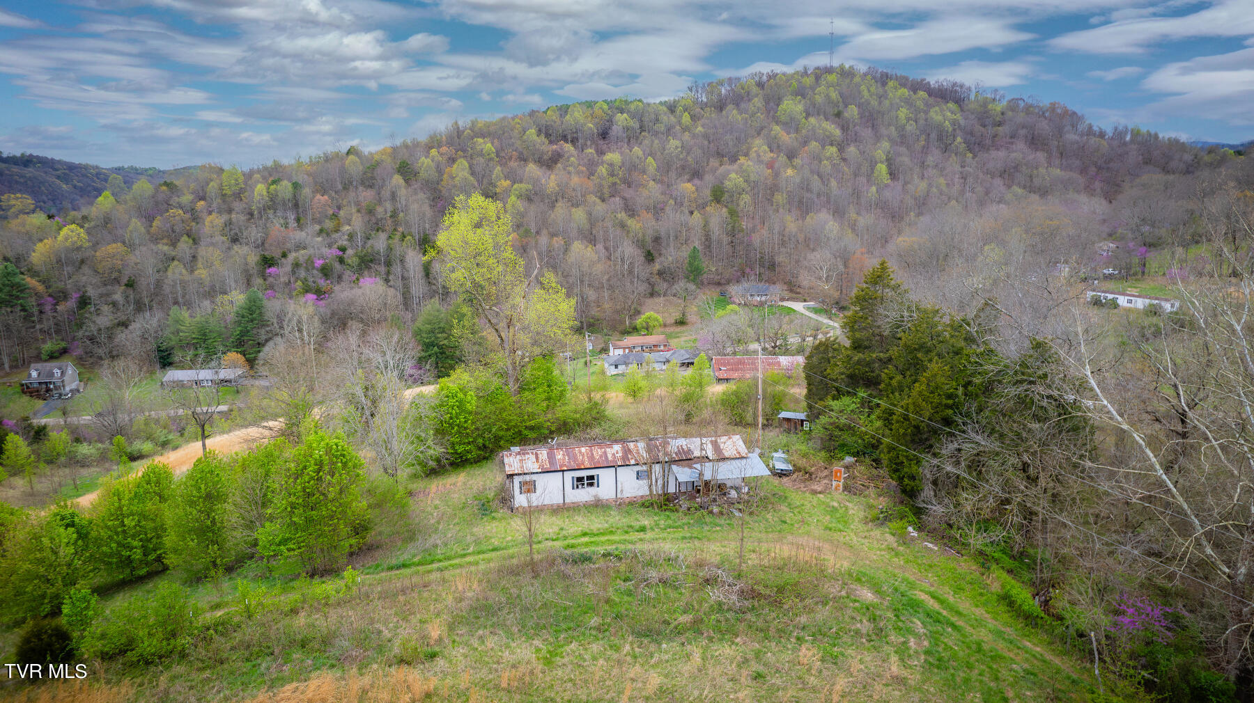 222 Cold Springs Road