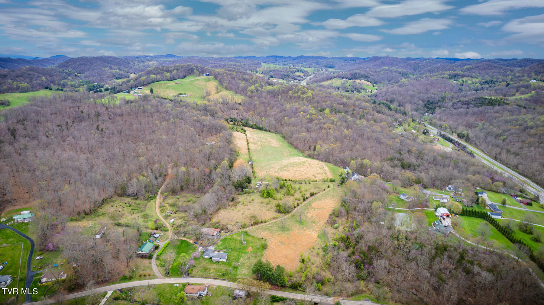 222 Cold Springs Road