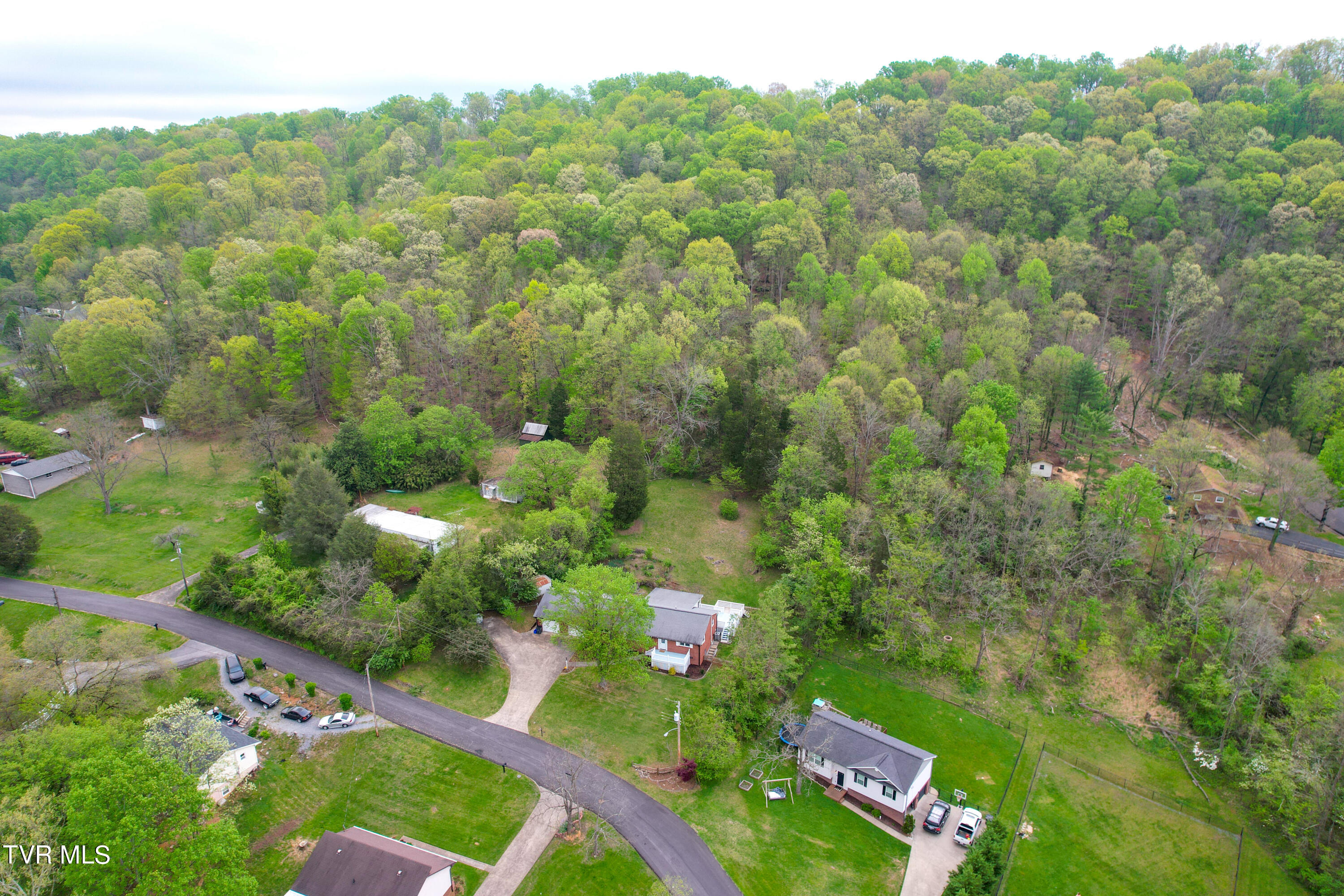 1652 Ridgeway Drive