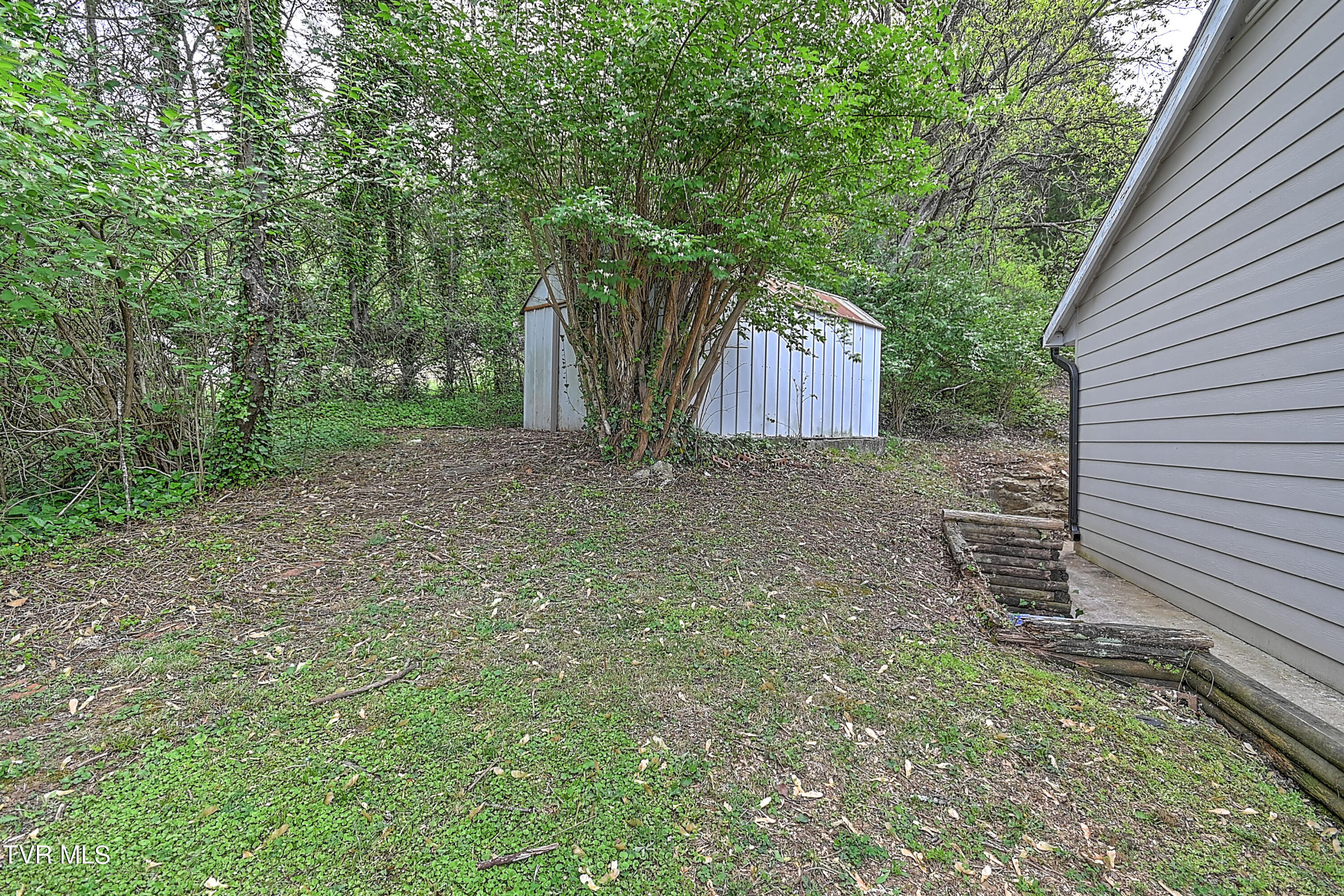 1652 Ridgeway Drive