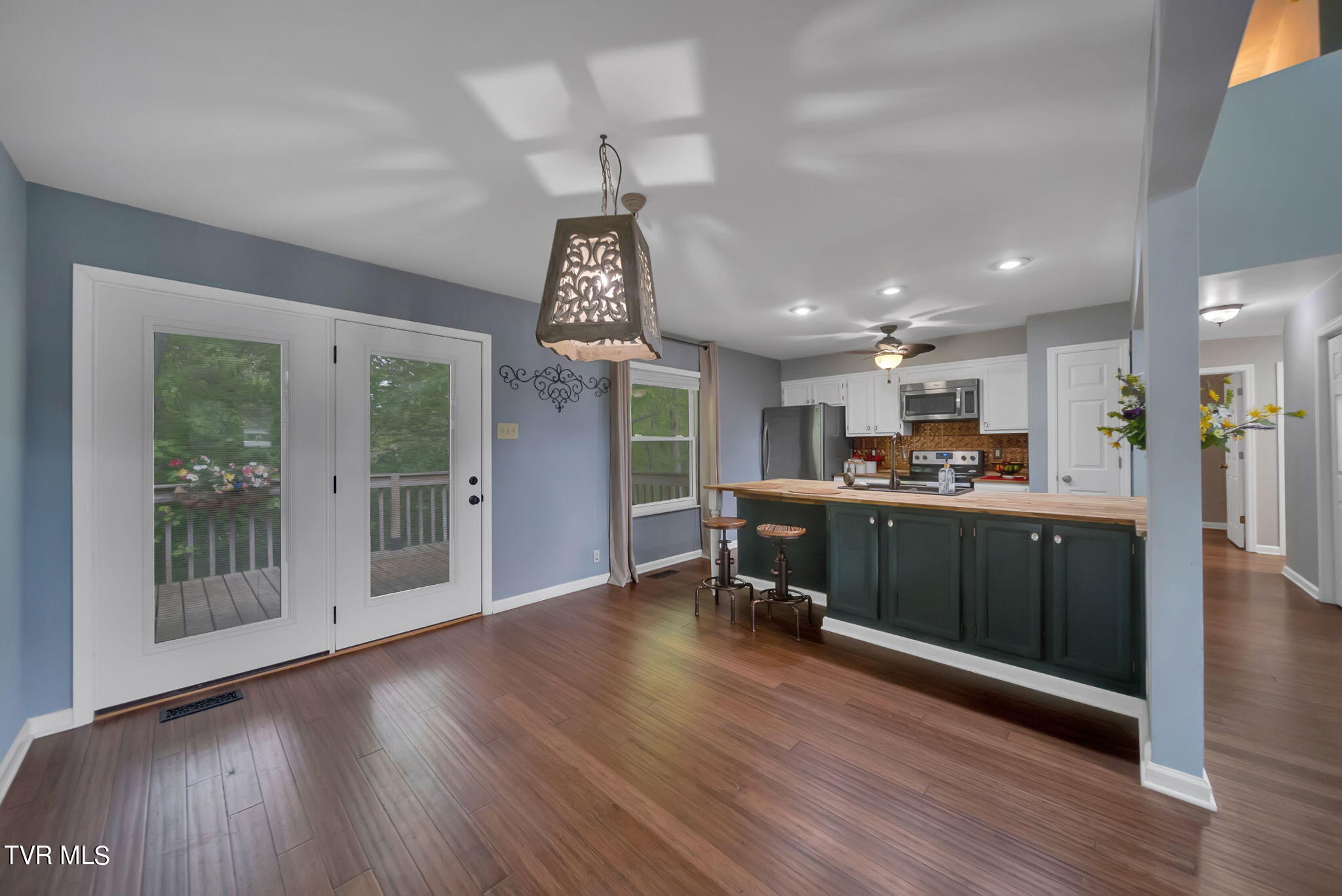 1437 Francis Station Drive