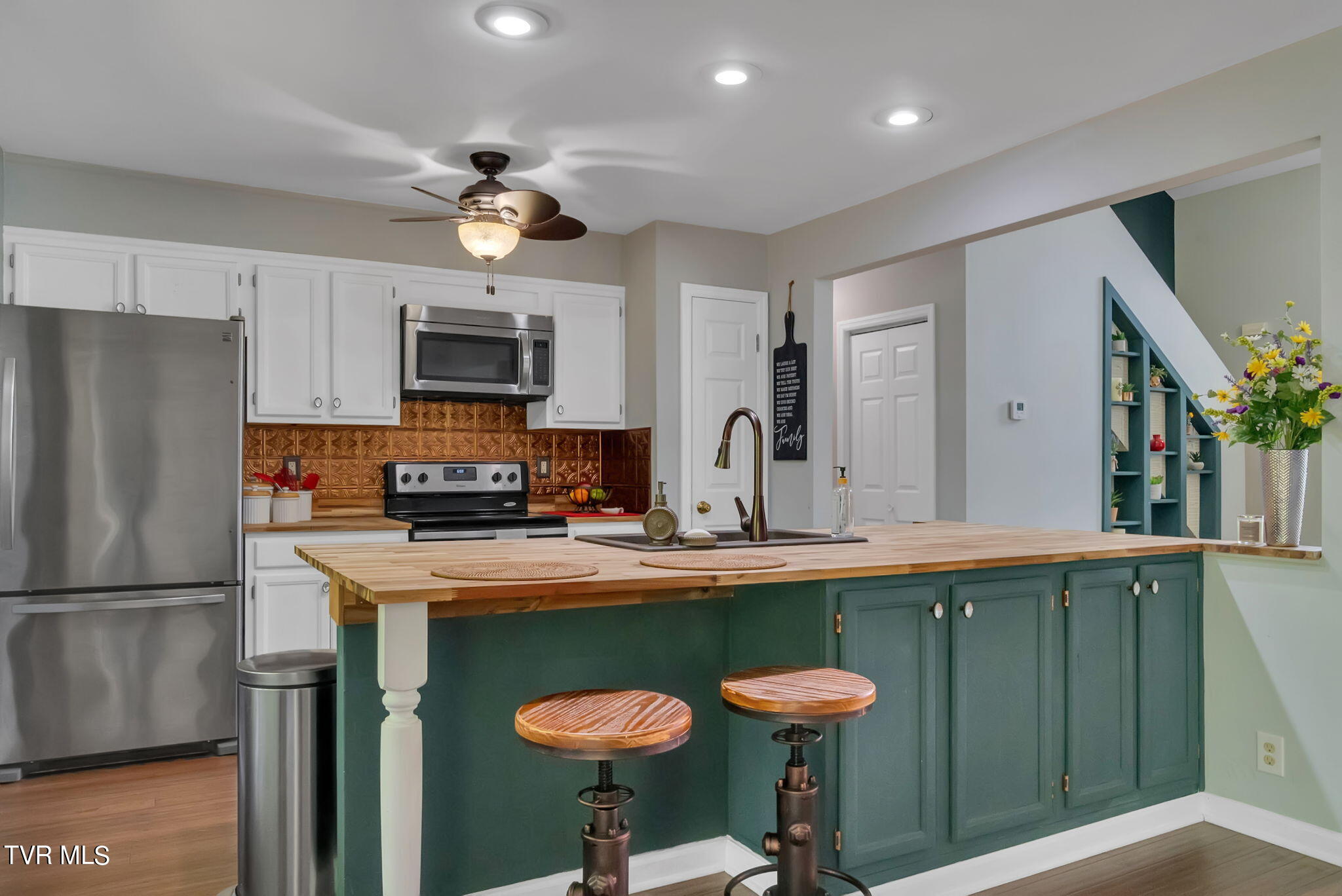 1437 Francis Station Drive