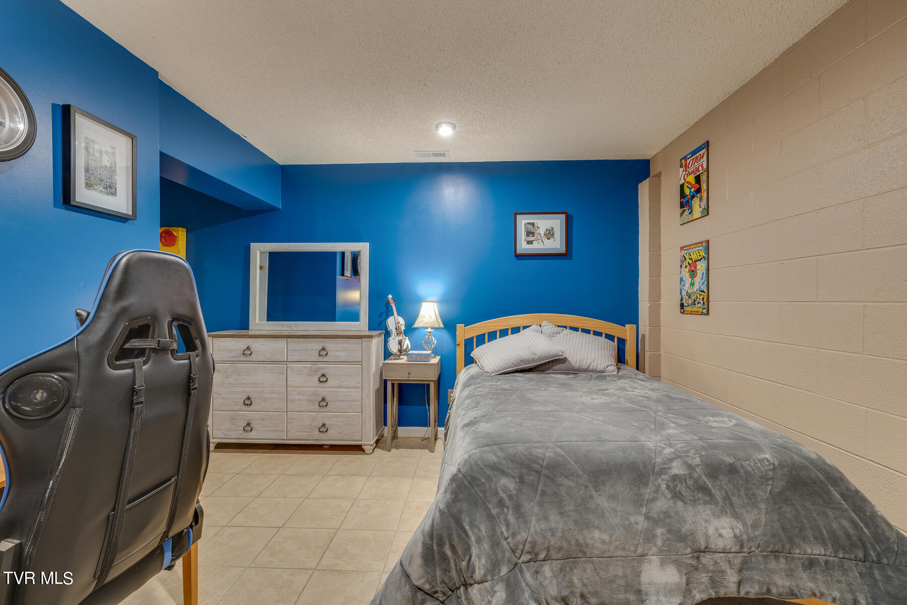 2700 Indian Ridge Road, 3