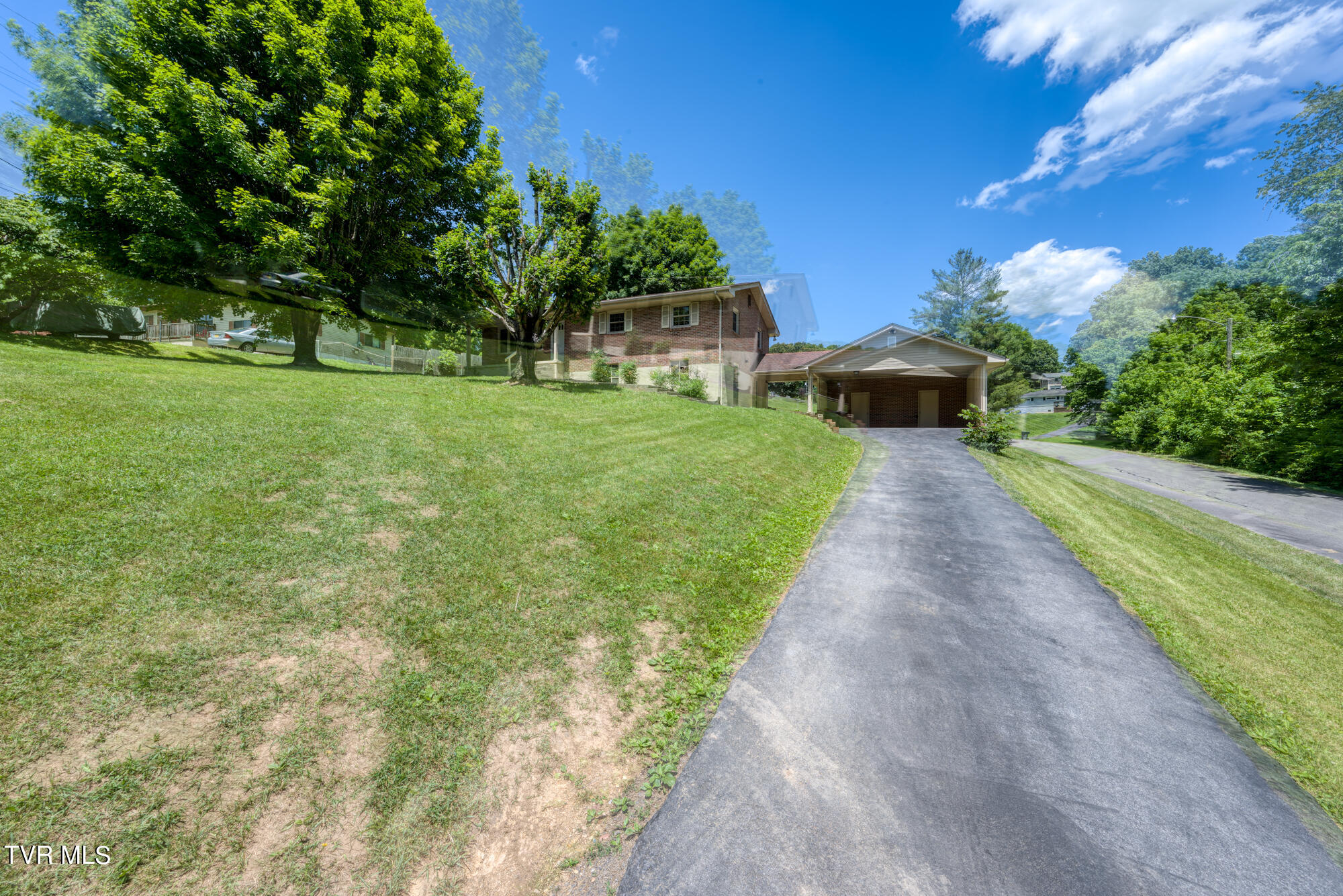 100 Broad View Circle