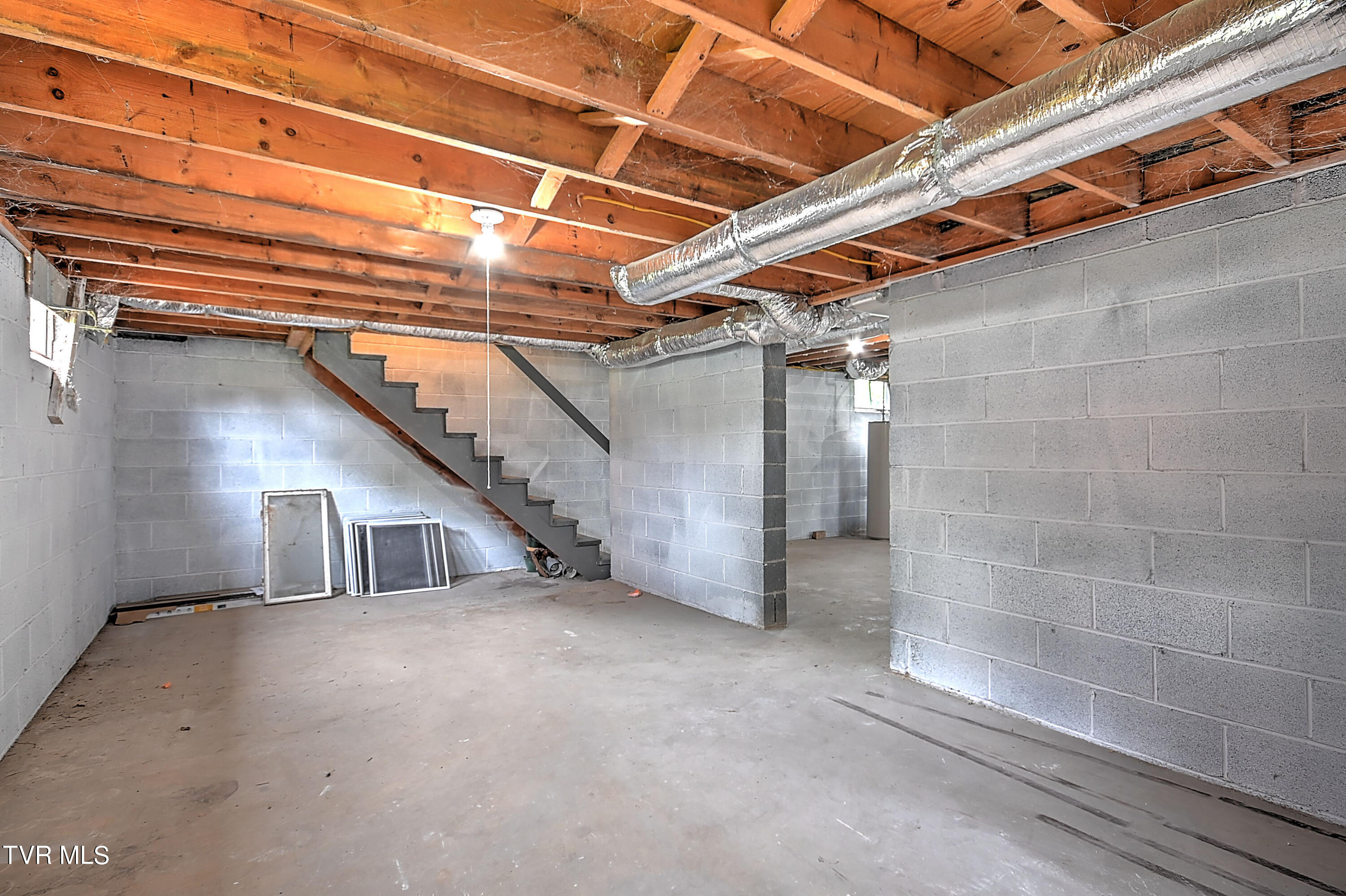 1817 Fort Robinson Drive
