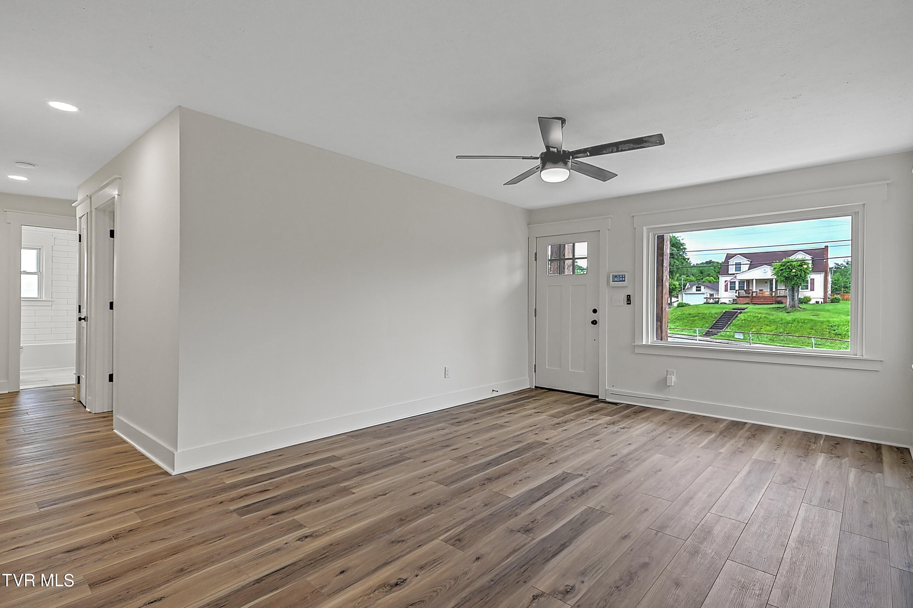 1817 Fort Robinson Drive
