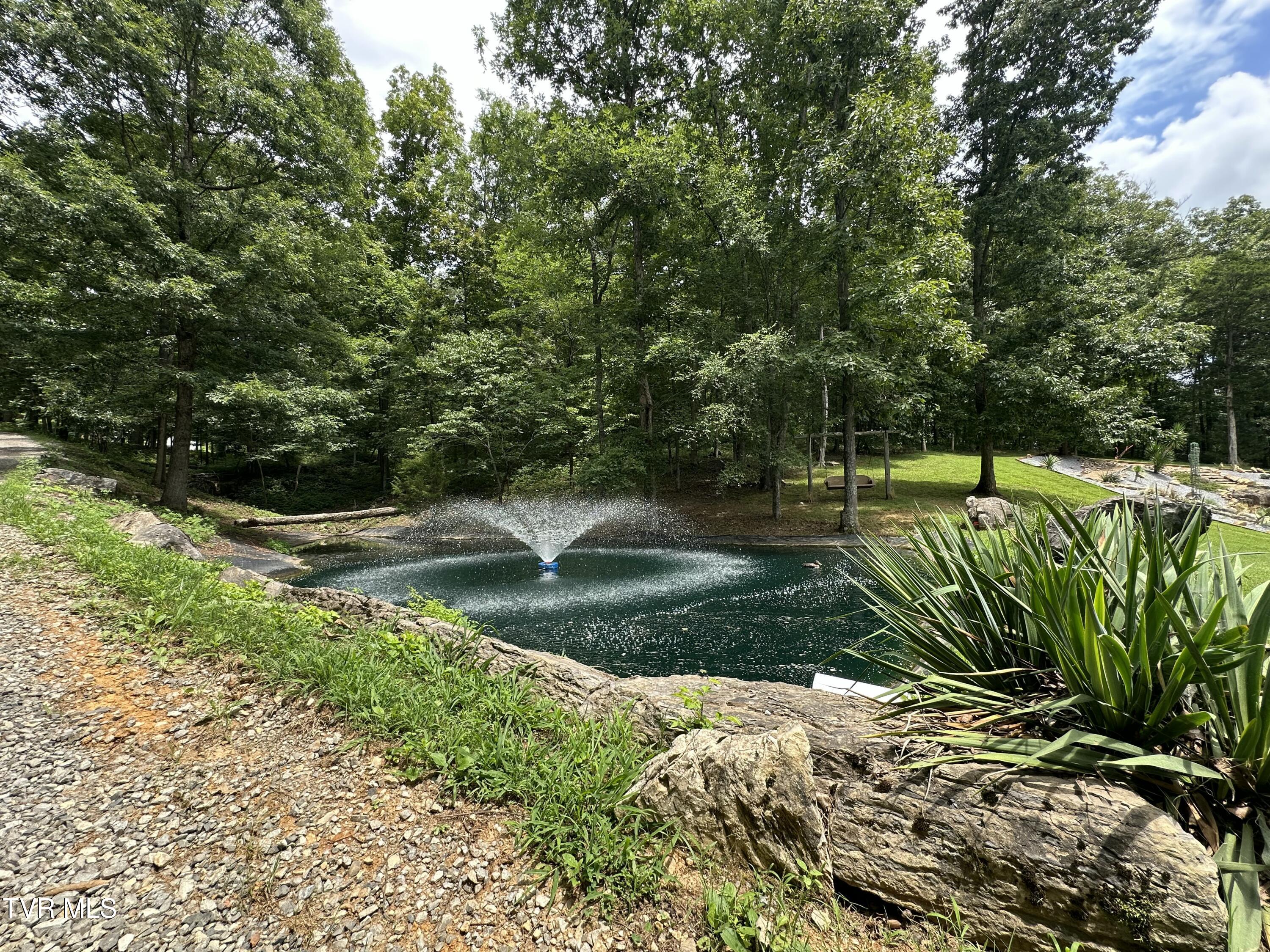 2044 Pigeon Creek Road