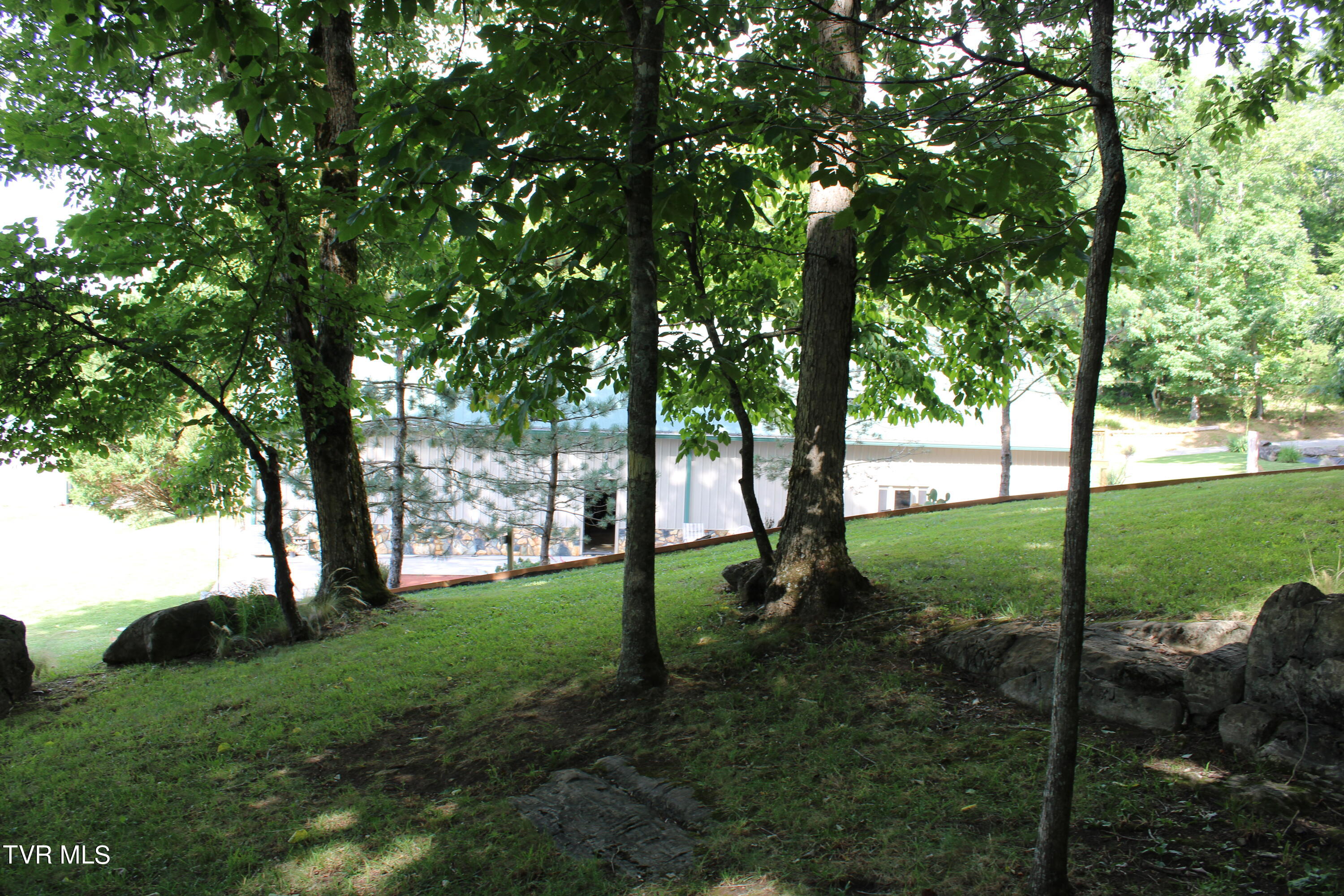 2044 Pigeon Creek Road
