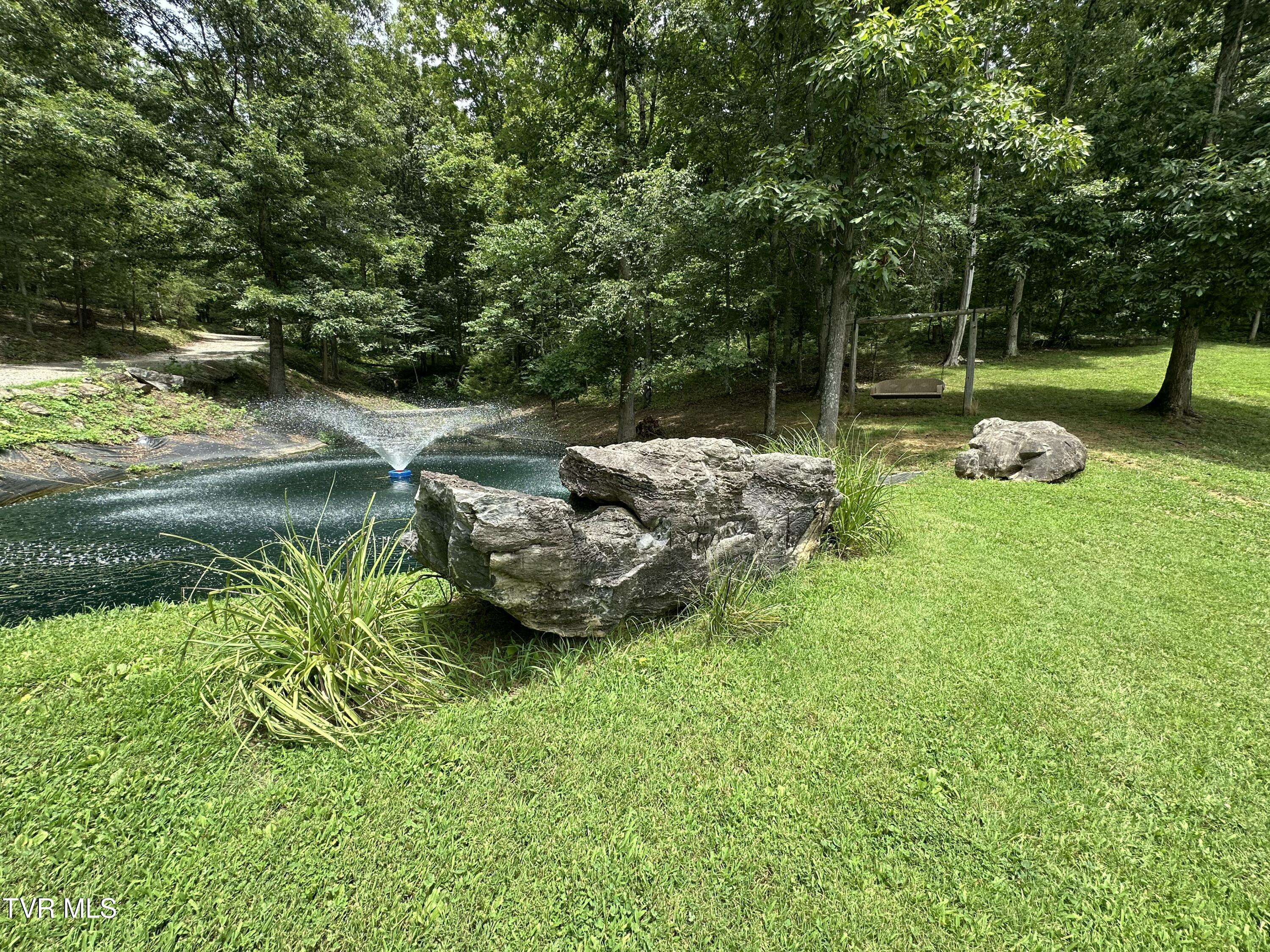 2044 Pigeon Creek Road