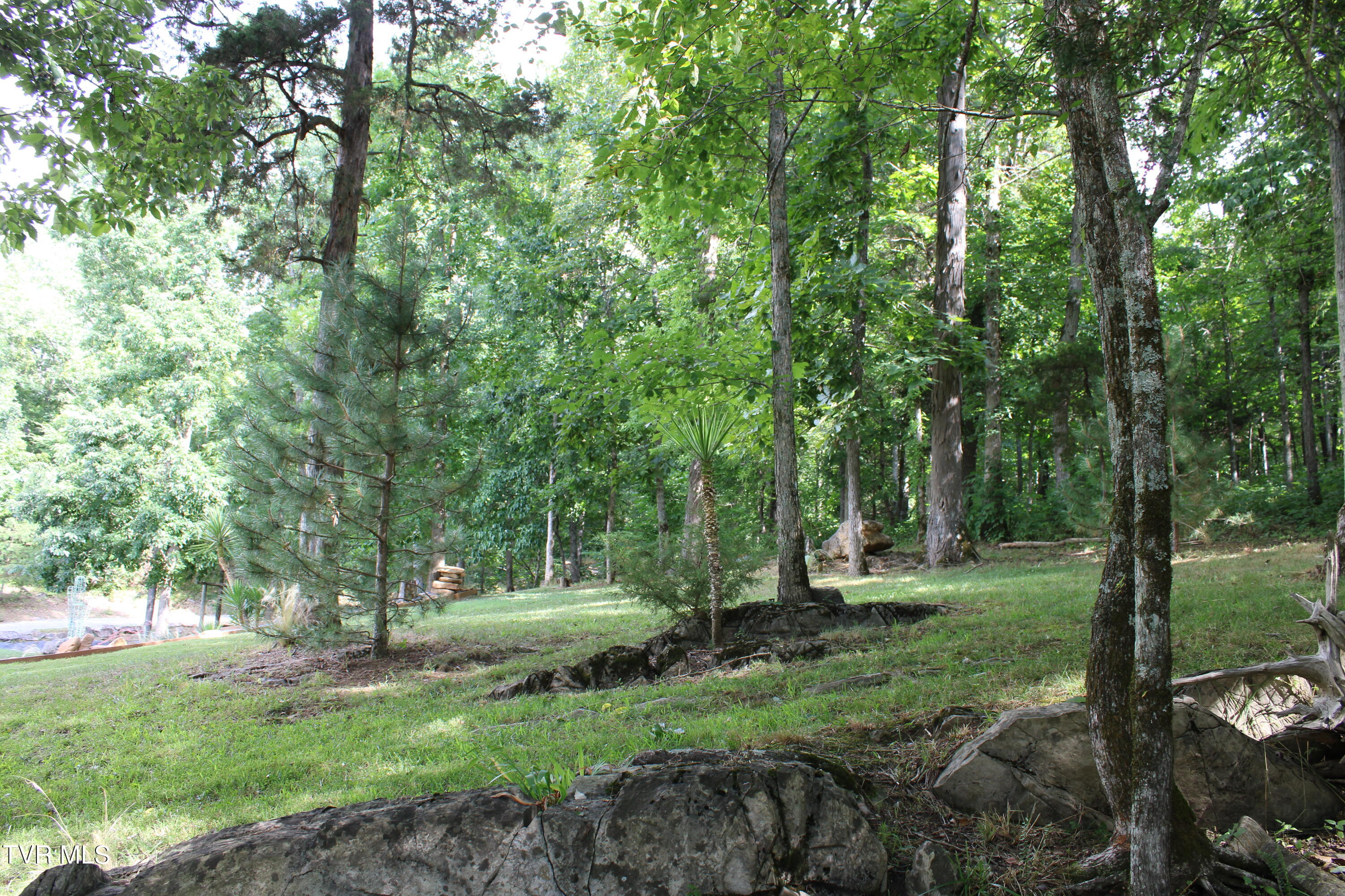 2044 Pigeon Creek Road