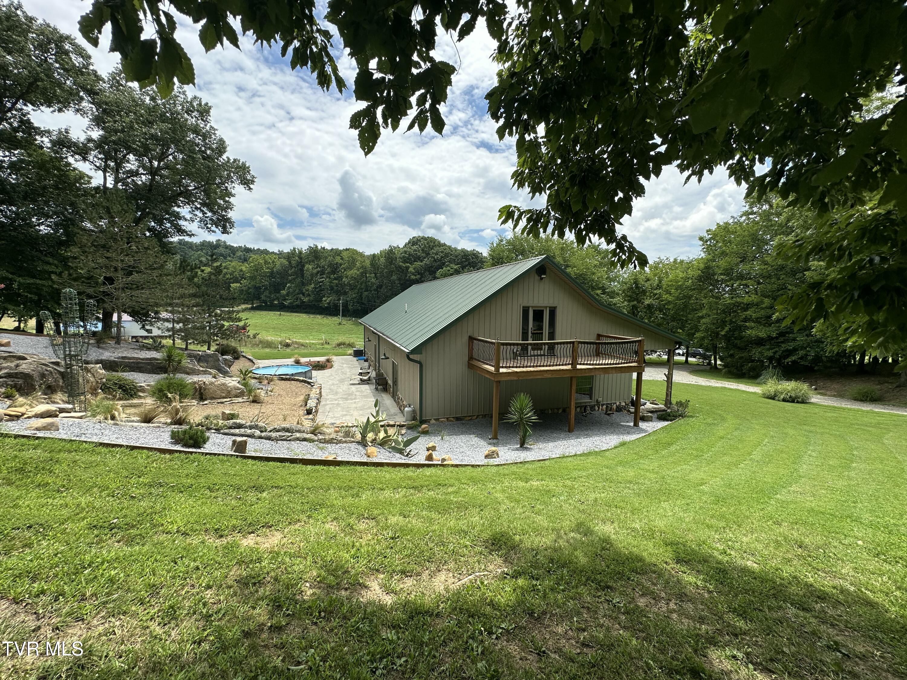 2044 Pigeon Creek Road