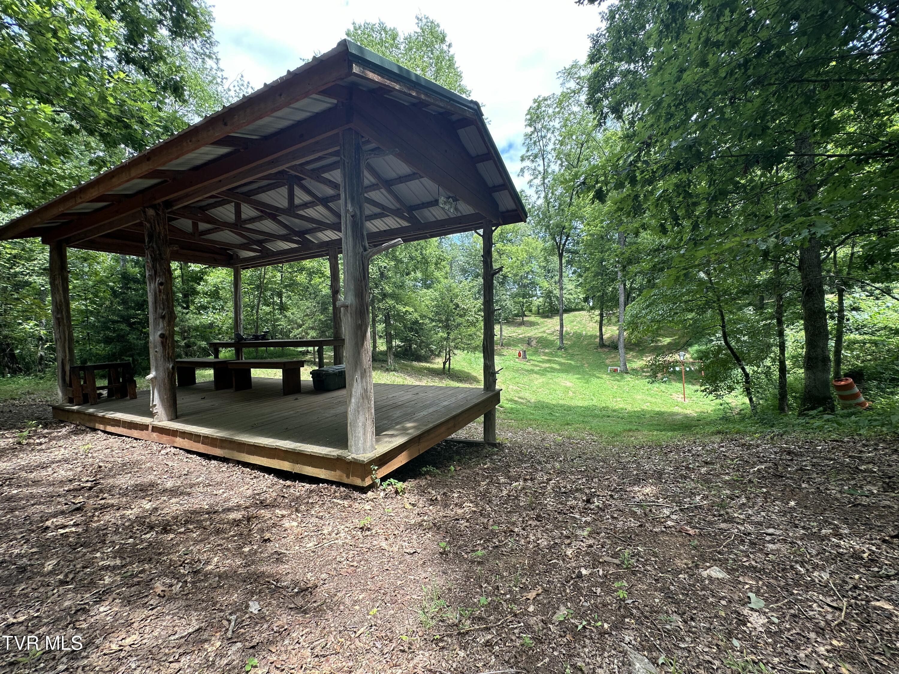 2044 Pigeon Creek Road
