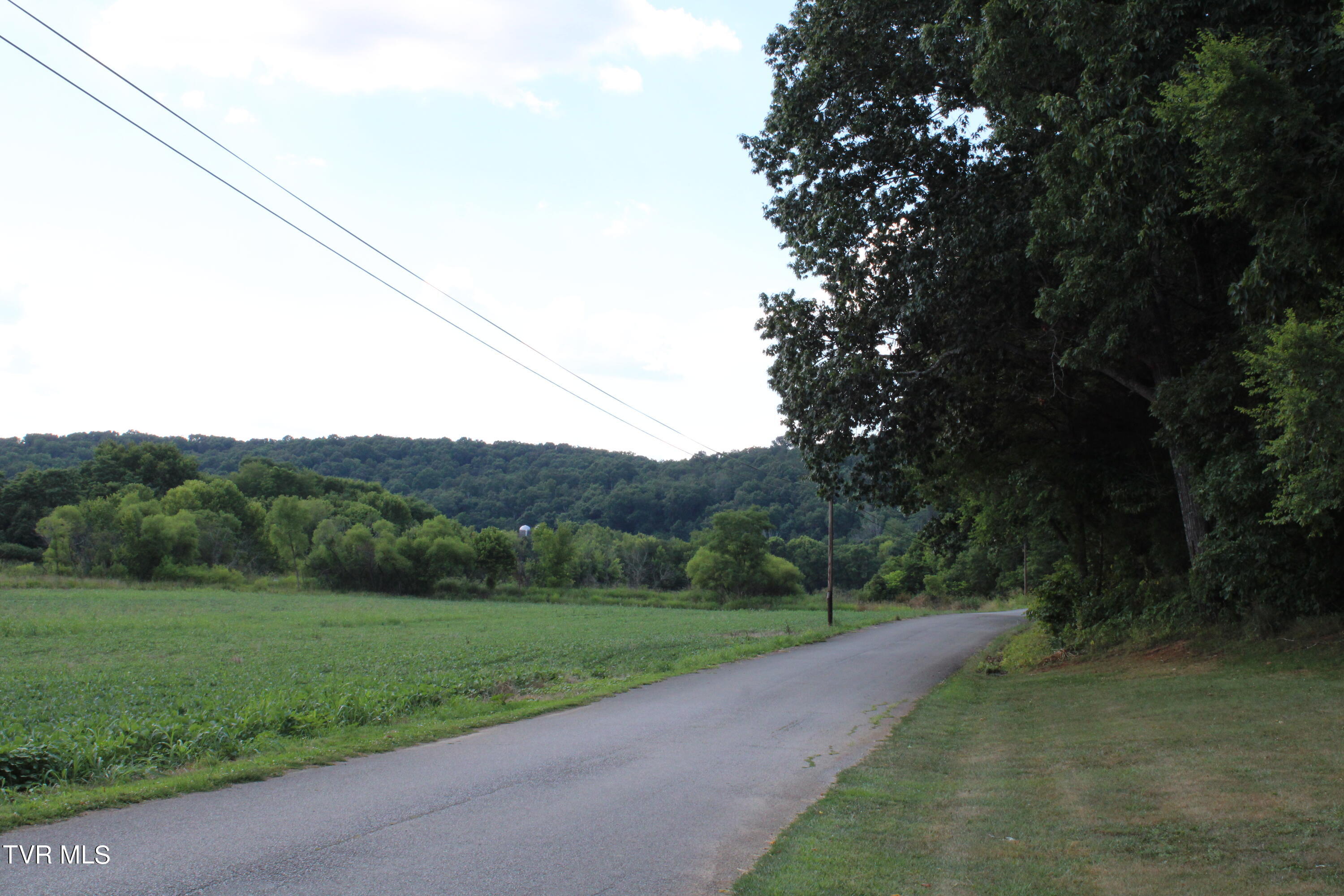 2044 Pigeon Creek Road