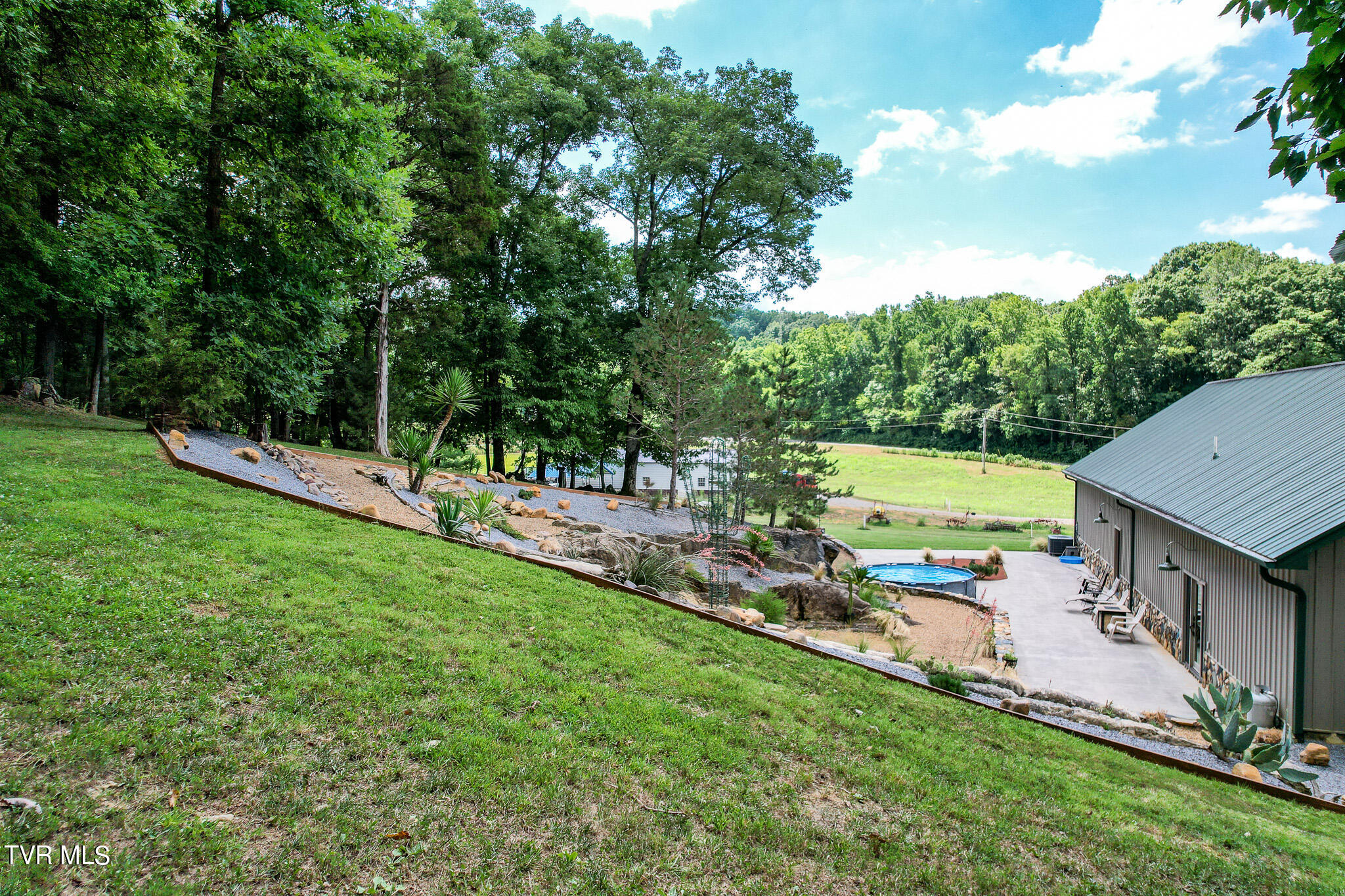 2044 Pigeon Creek Road