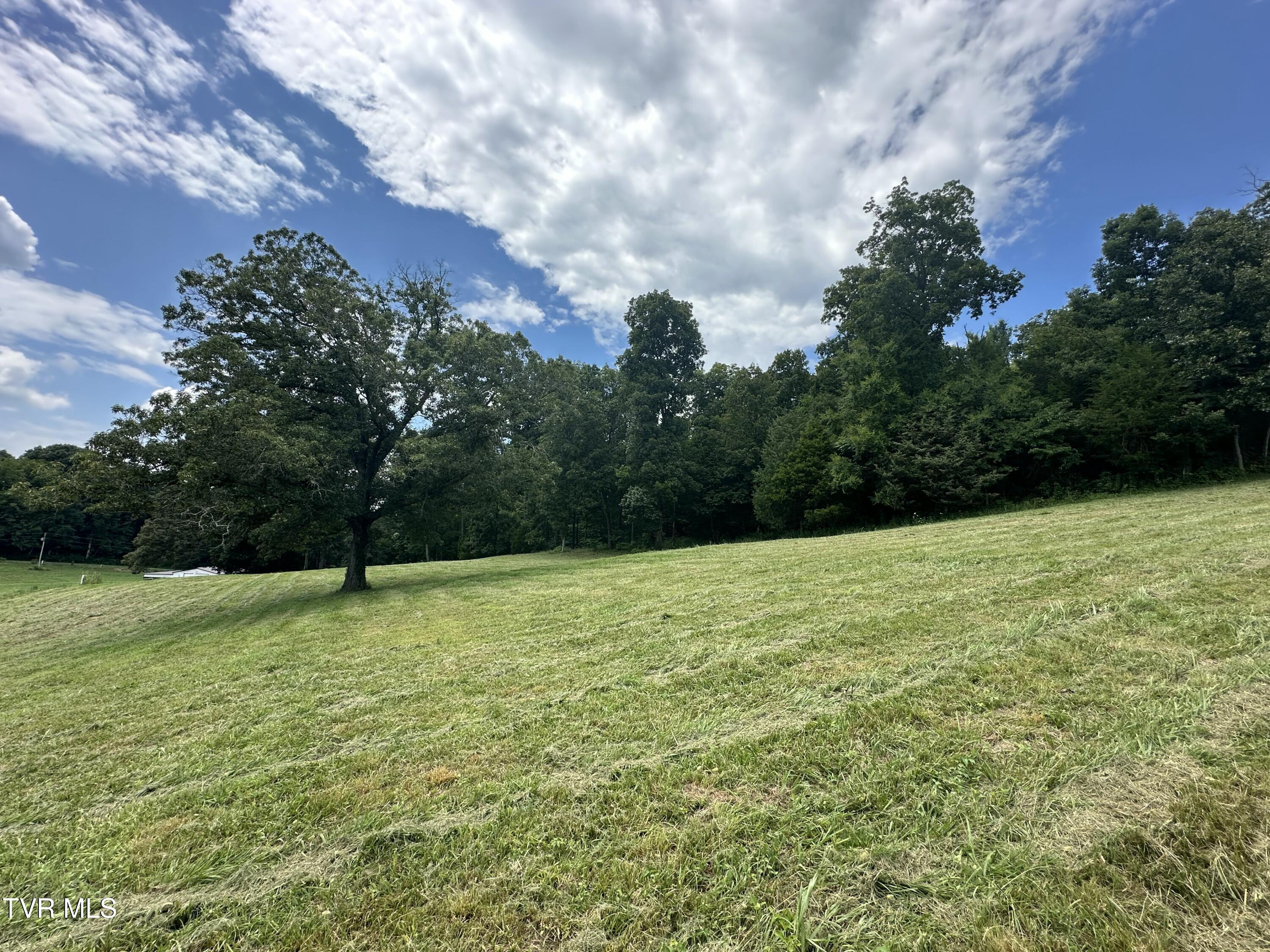 2044 Pigeon Creek Road