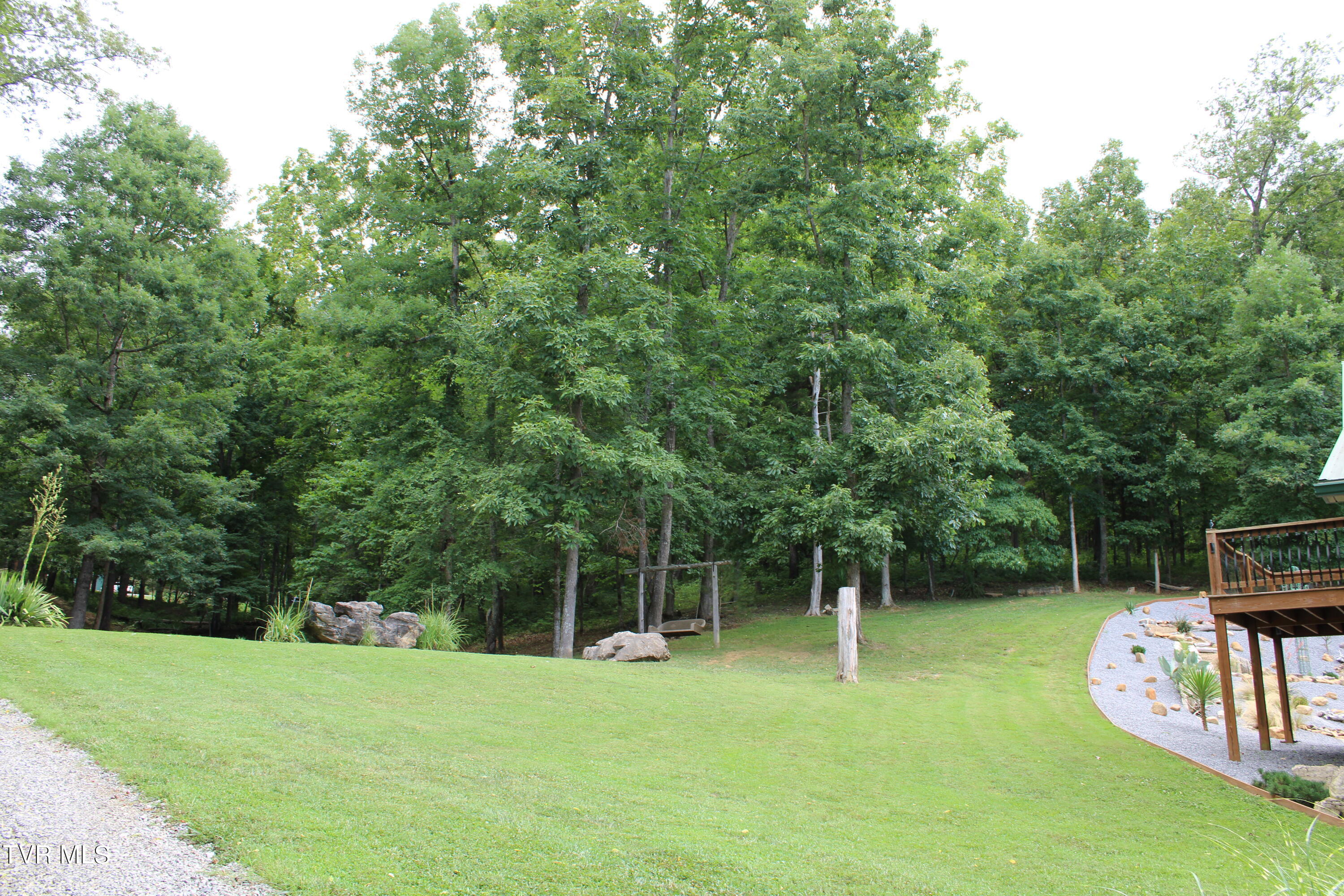 2044 Pigeon Creek Road
