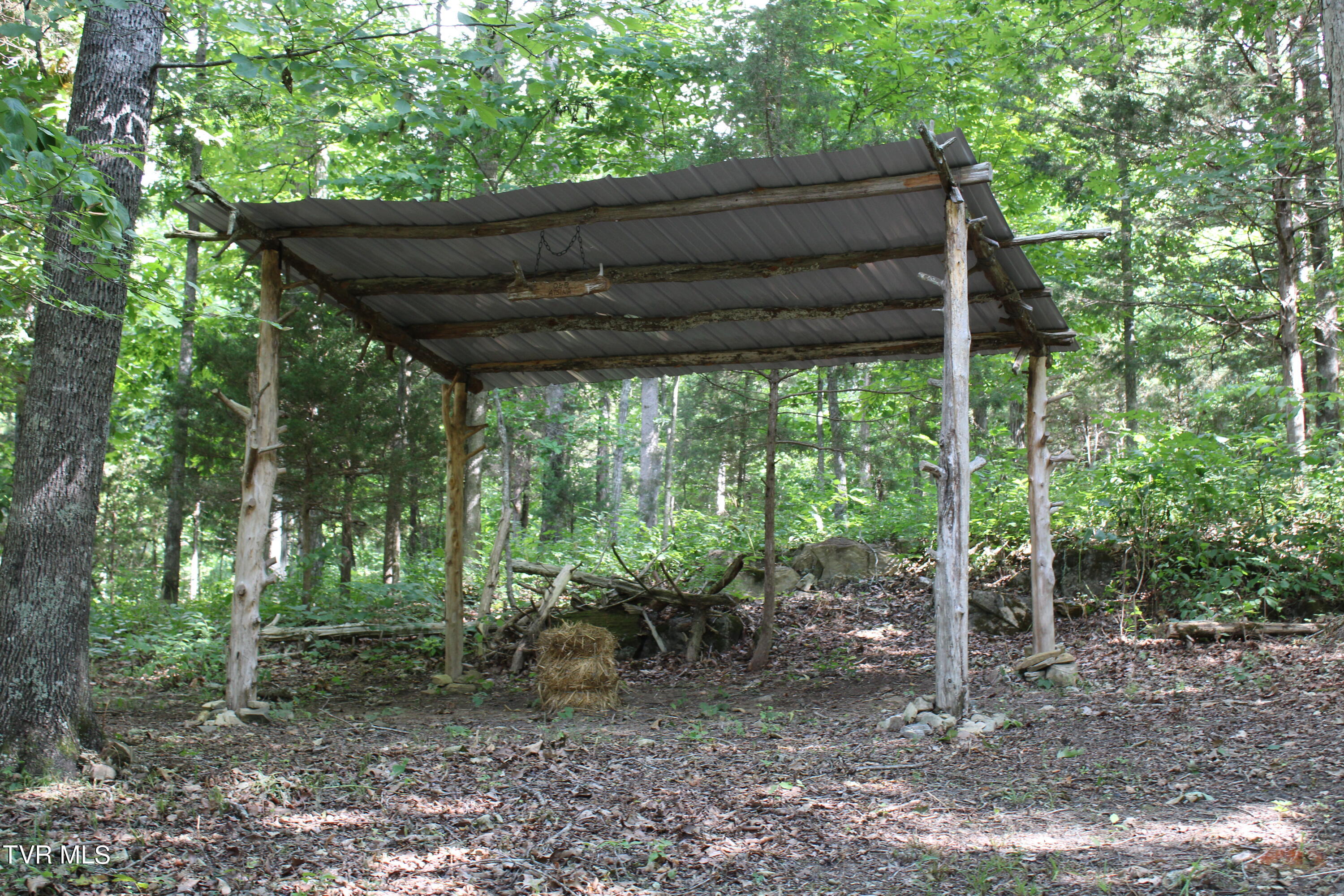 2044 Pigeon Creek Road