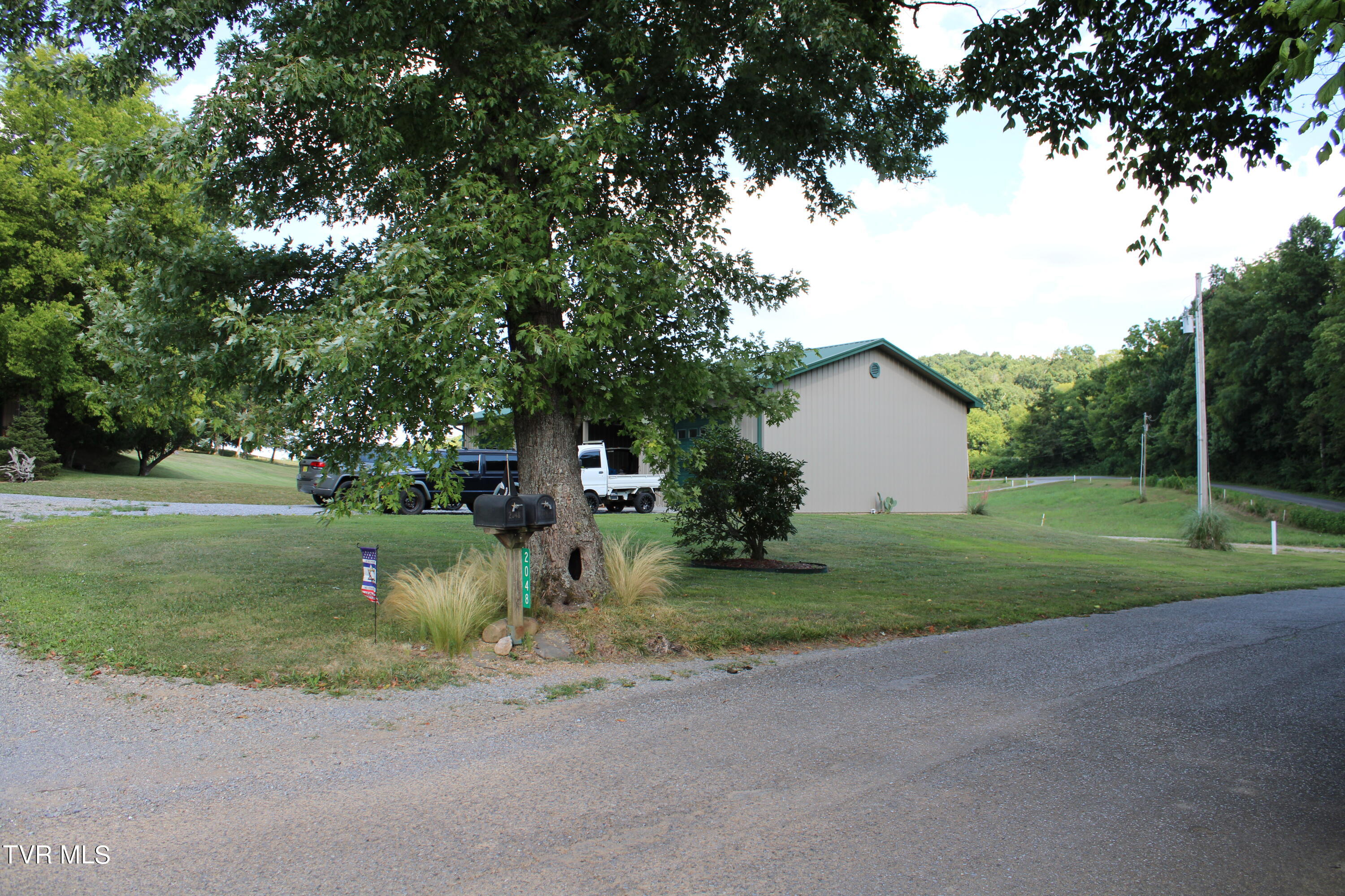 2044 Pigeon Creek Road