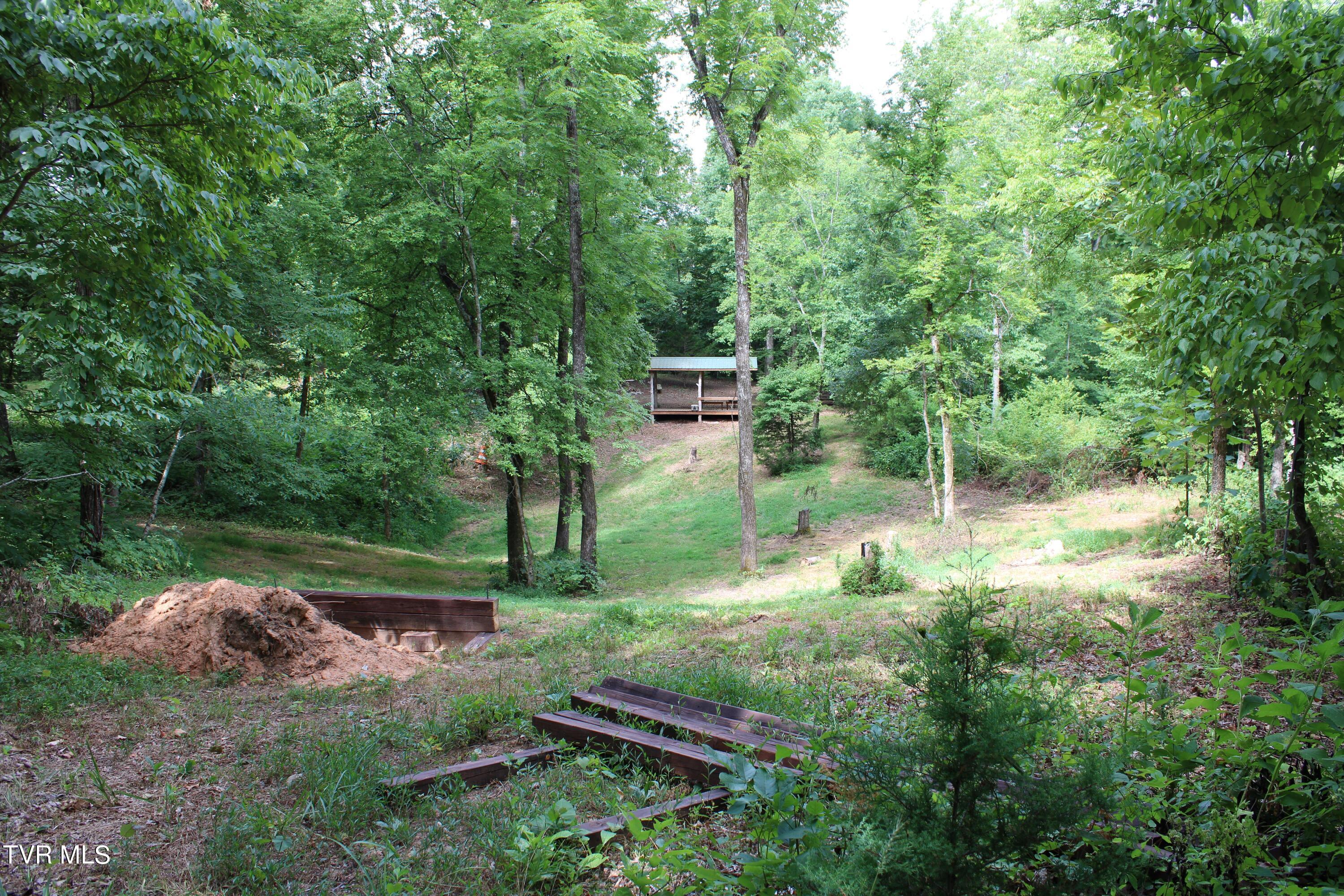 2044 Pigeon Creek Road