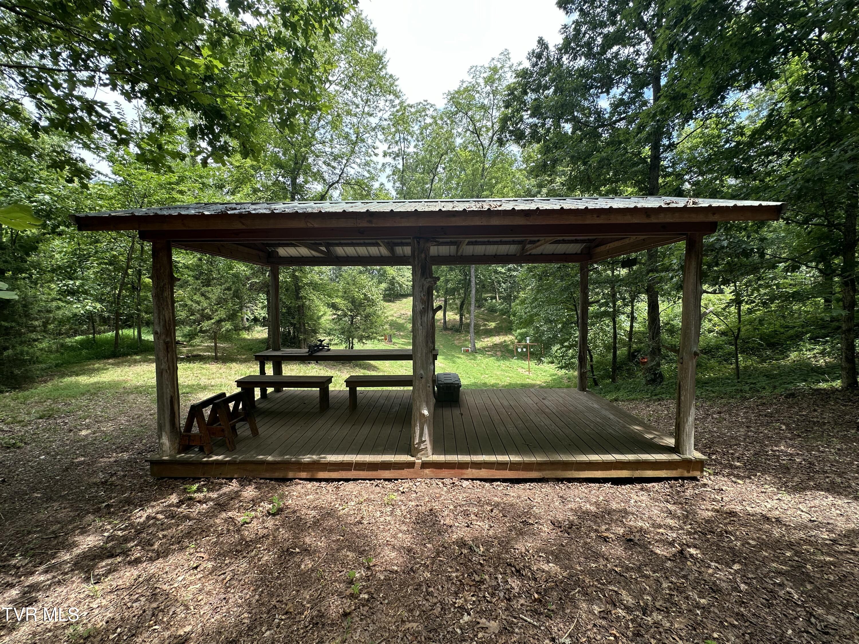 2044 Pigeon Creek Road