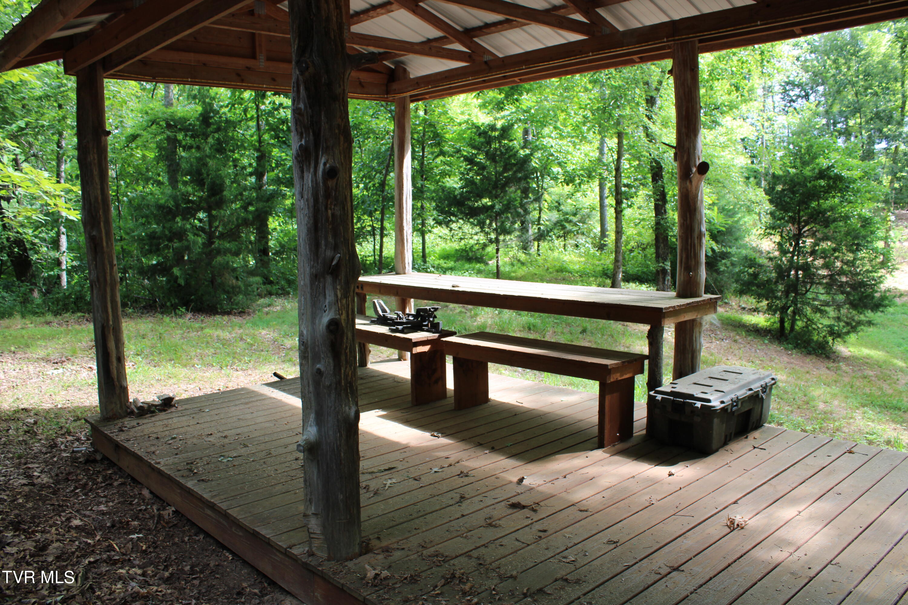 2044 Pigeon Creek Road