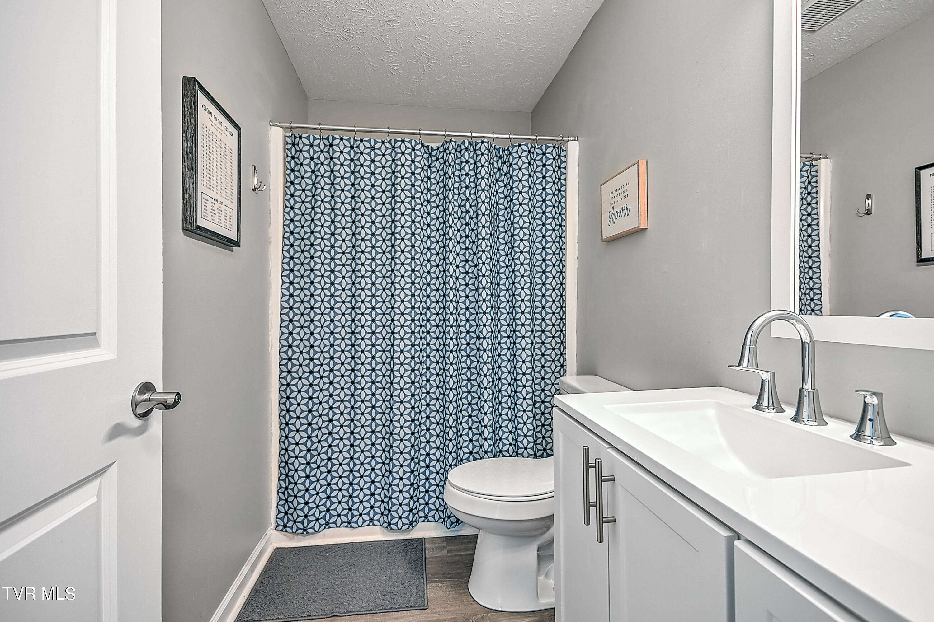 405 Eastley Court, E-5
