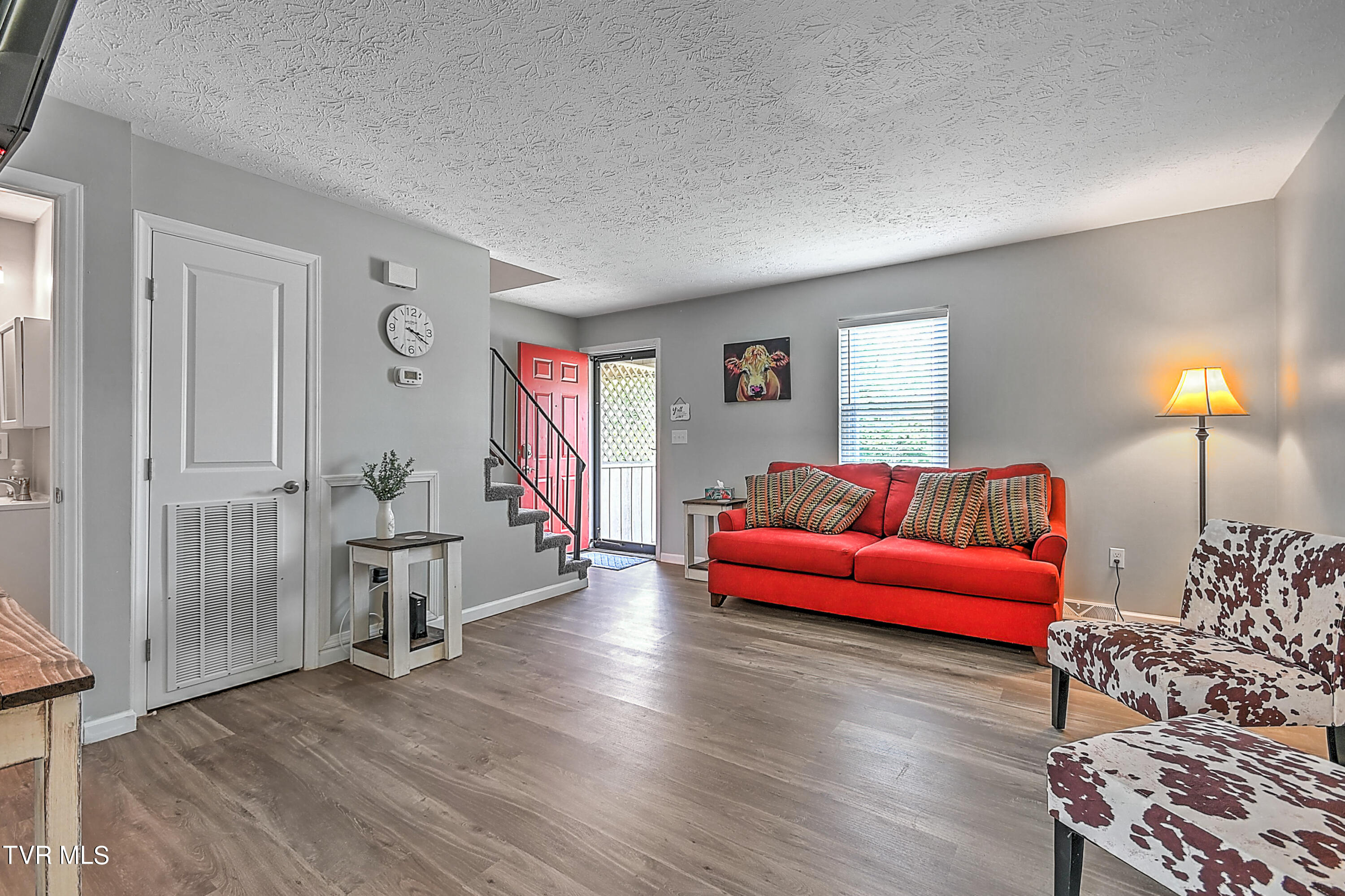 405 Eastley Court, E-5
