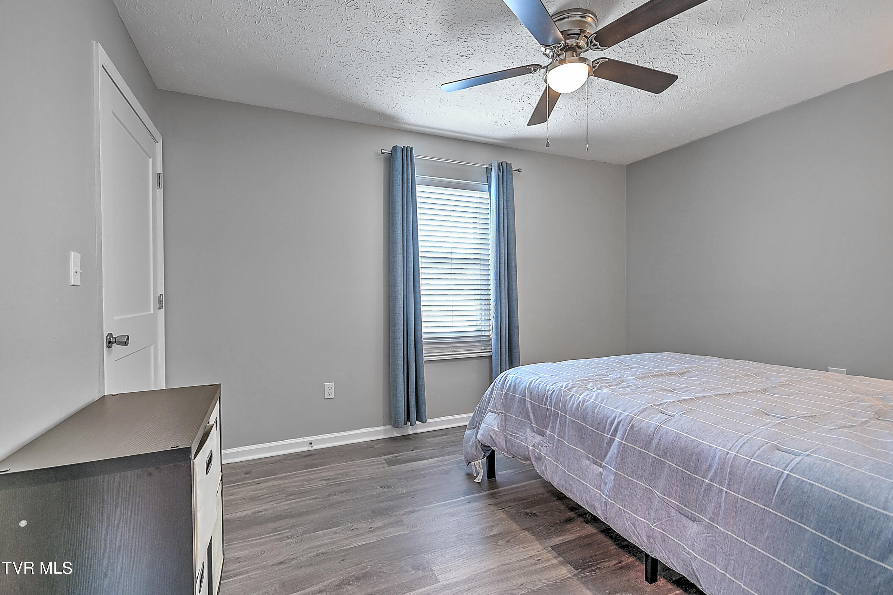 405 Eastley Court, E-5