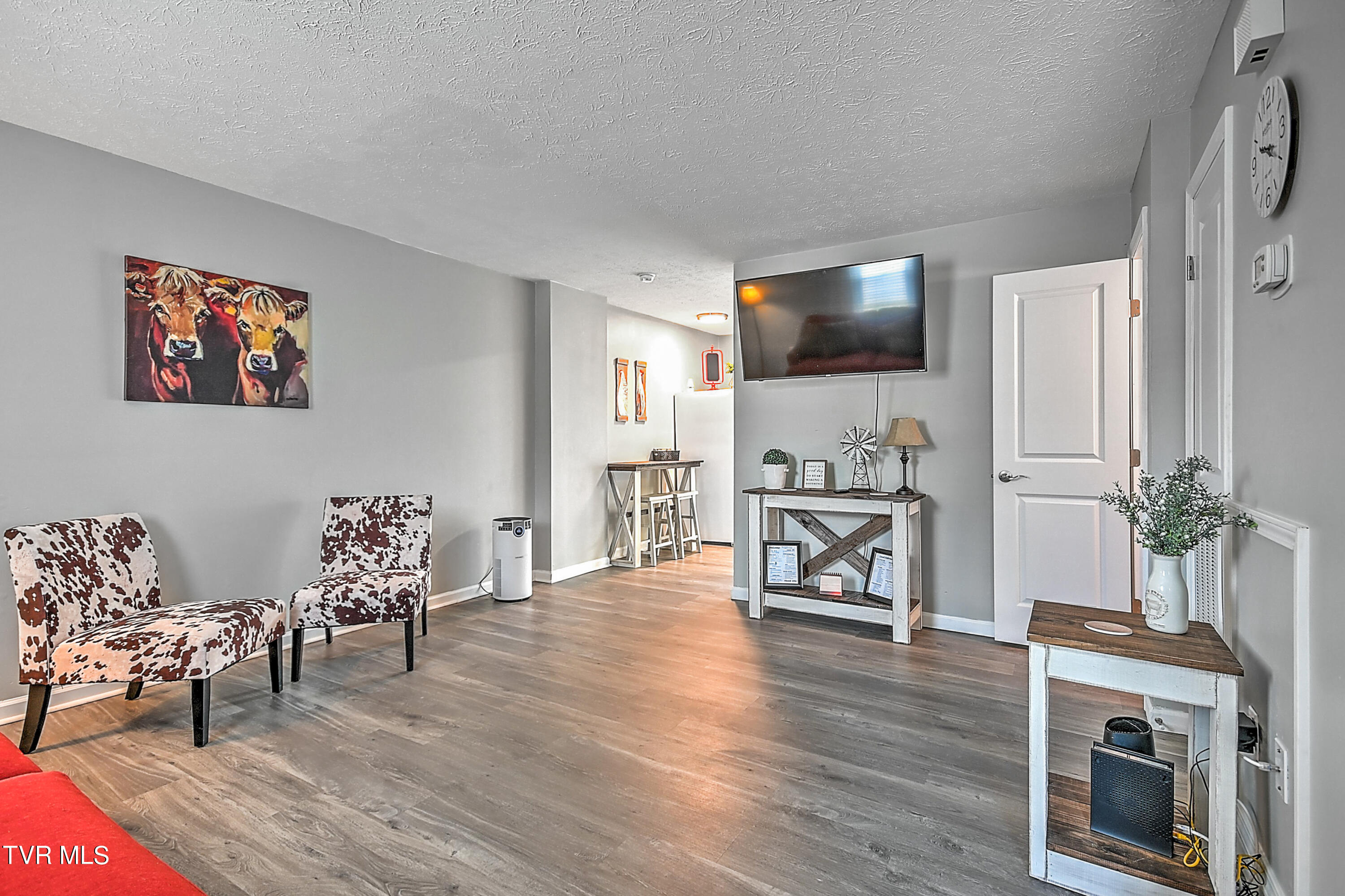 405 Eastley Court, E-5
