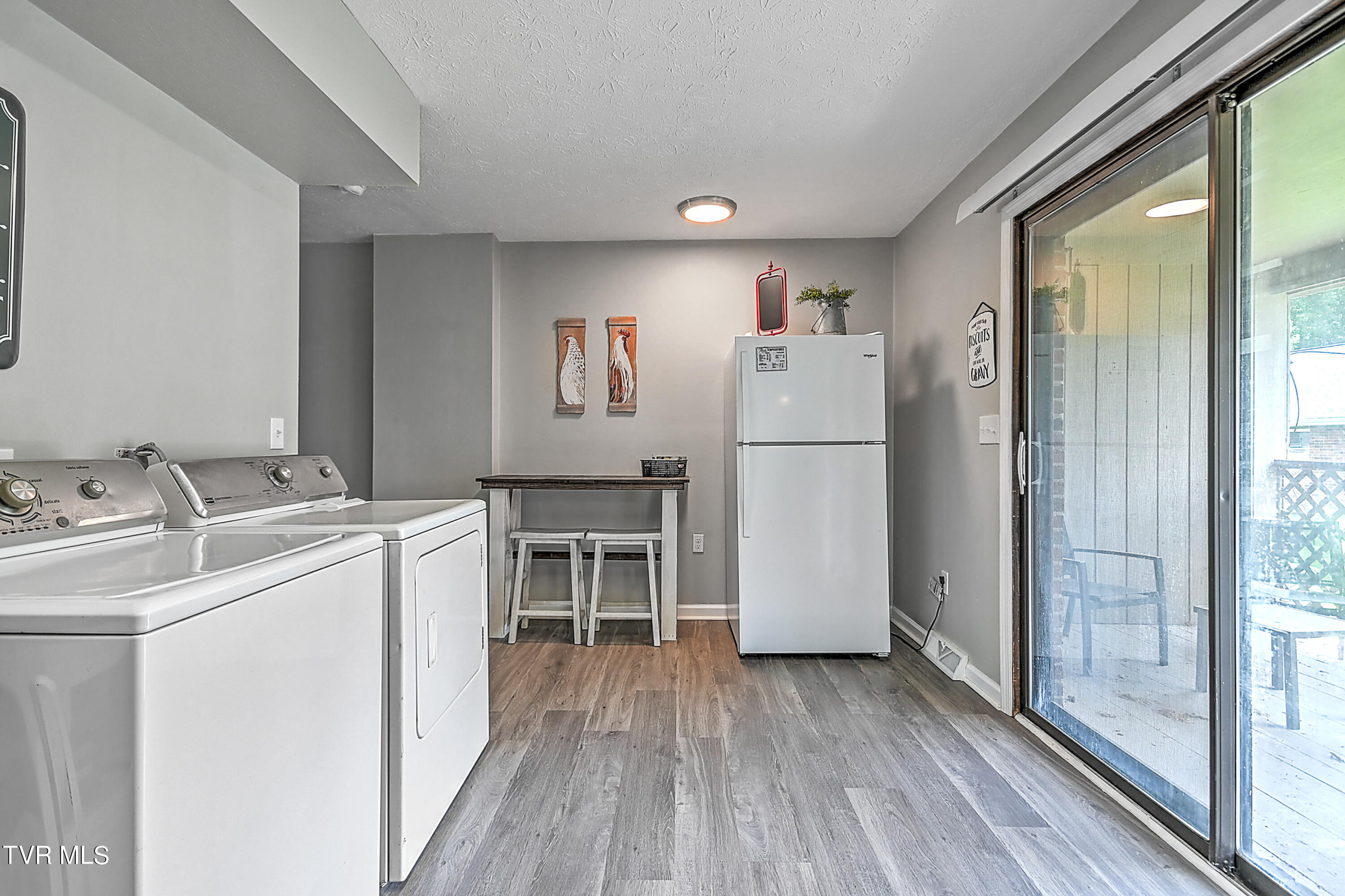 405 Eastley Court, E-5