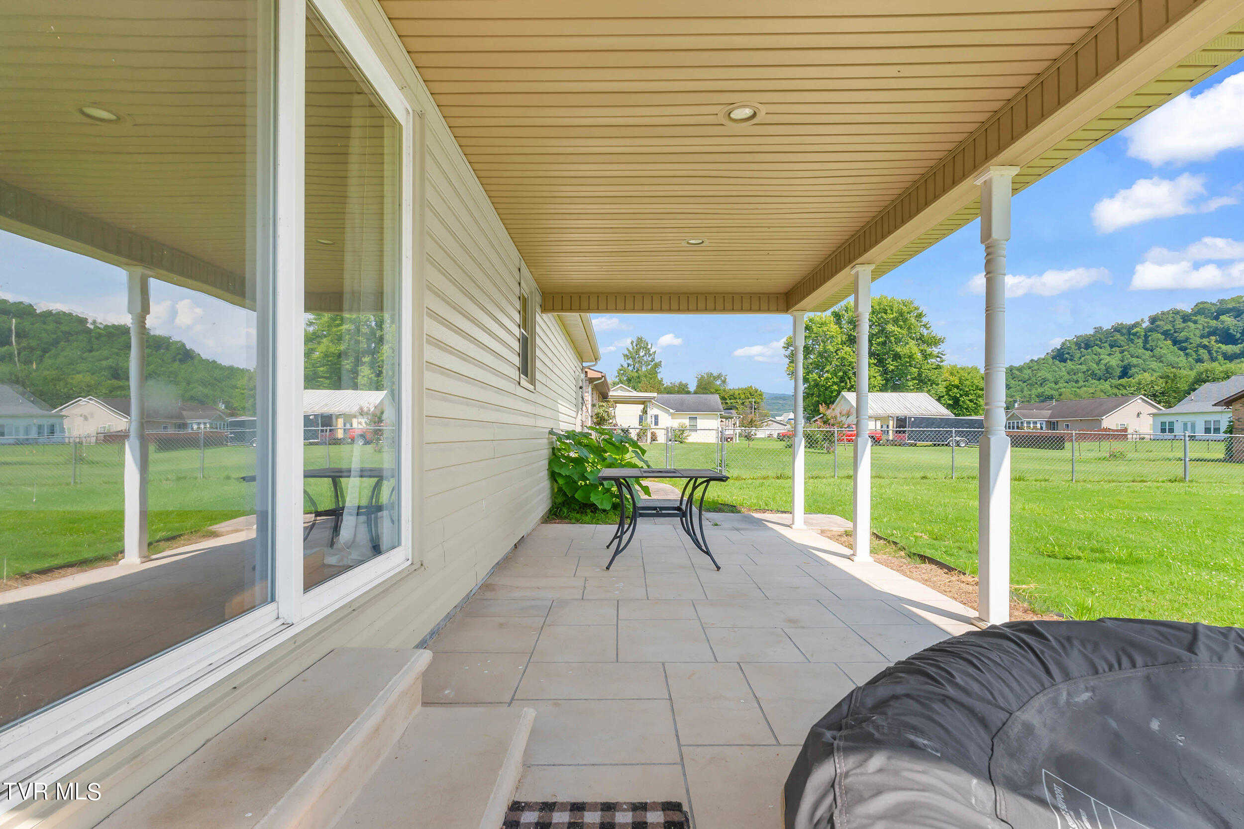 121 Thomas Lincoln Place Place