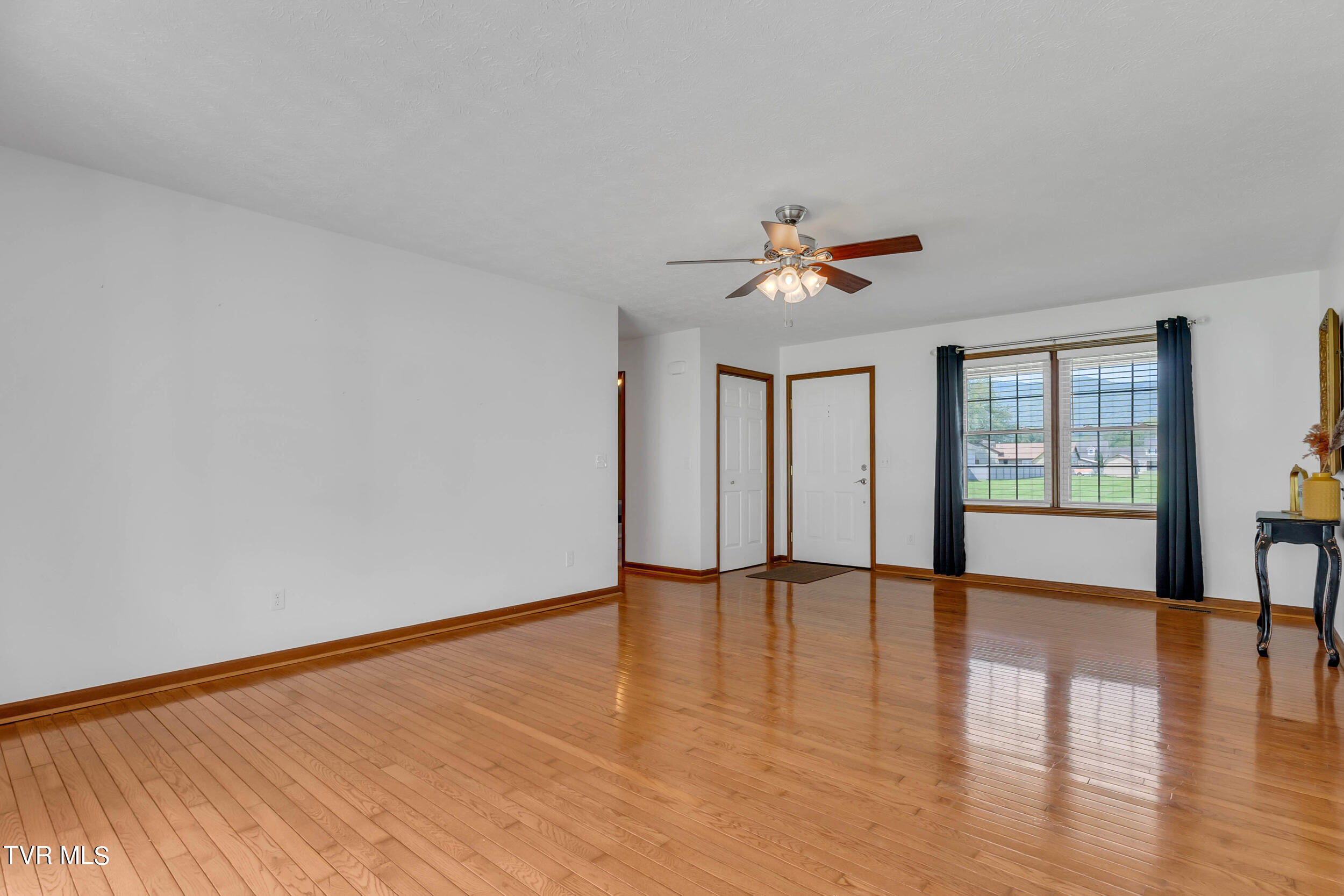 121 Thomas Lincoln Place Place