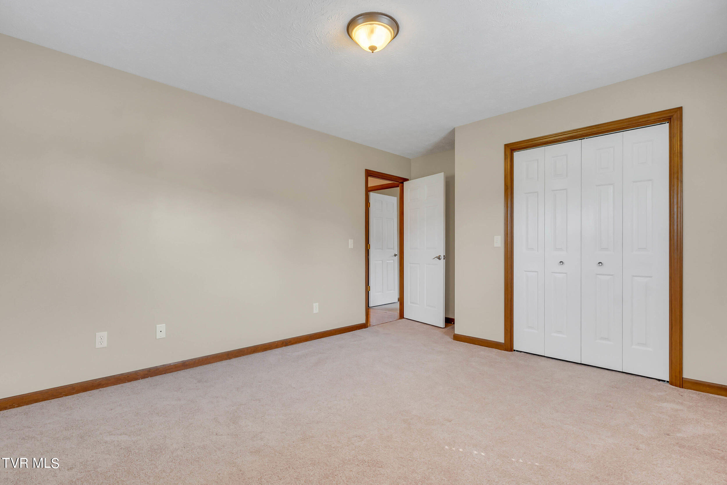 121 Thomas Lincoln Place Place