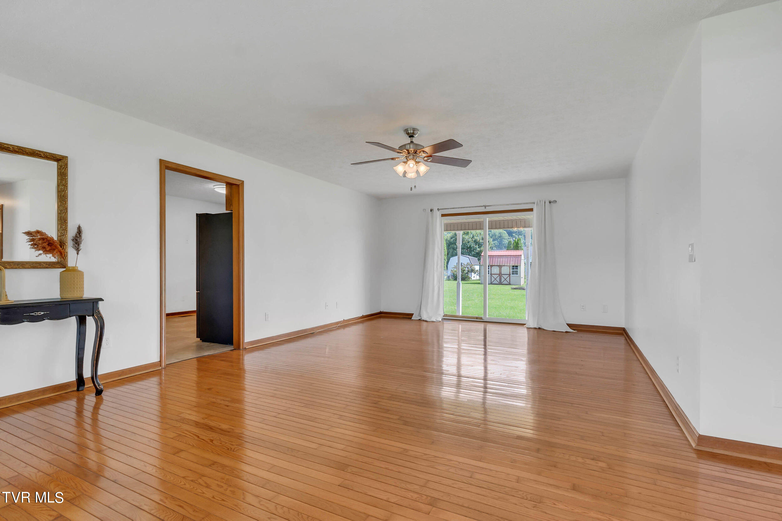 121 Thomas Lincoln Place Place