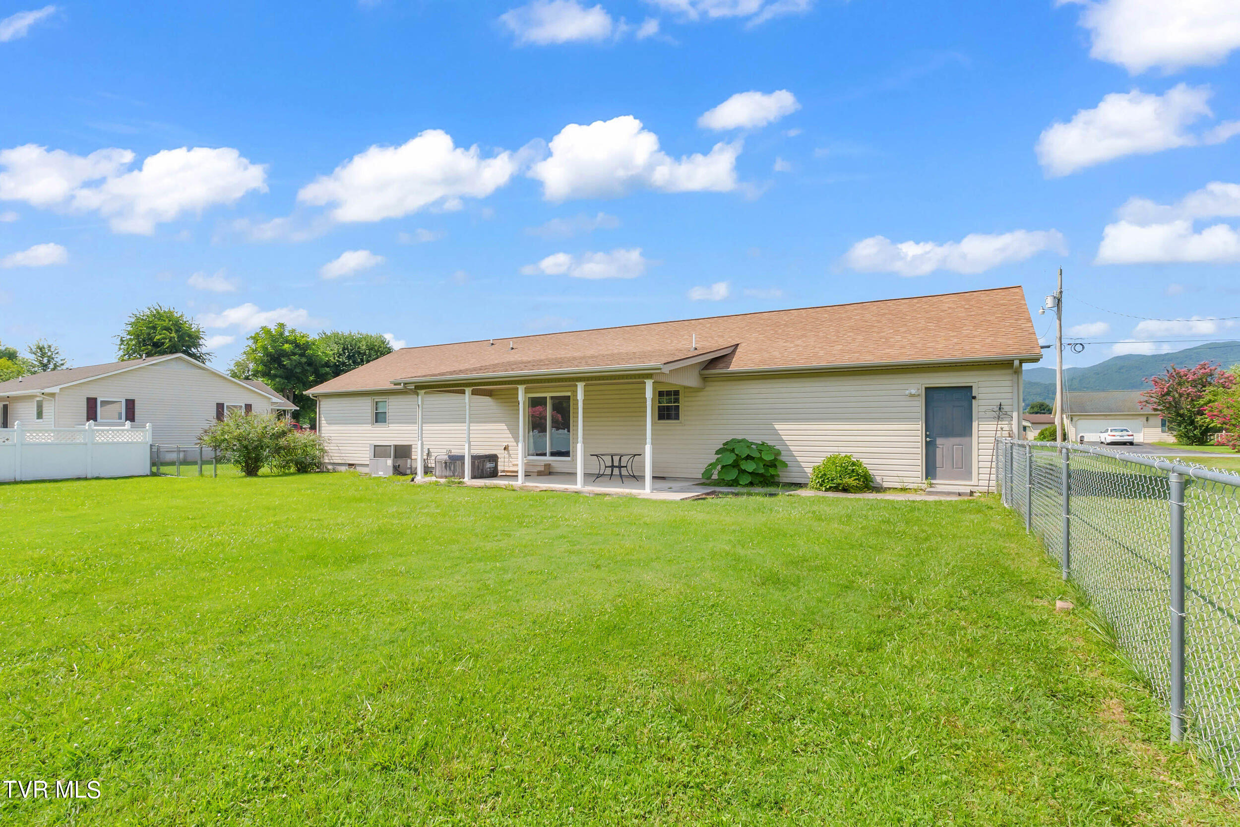 121 Thomas Lincoln Place Place