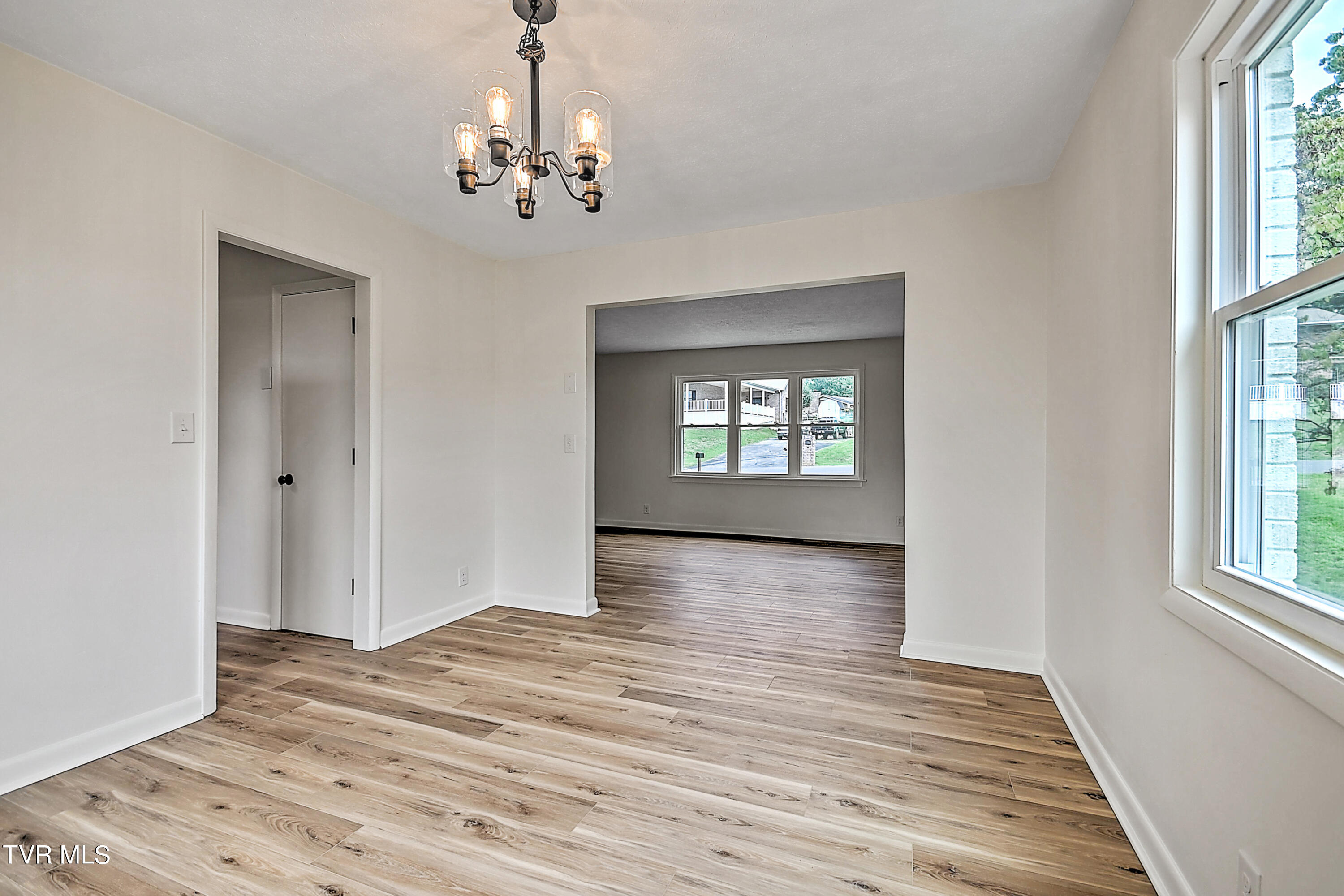 3629 Woodlark Lane