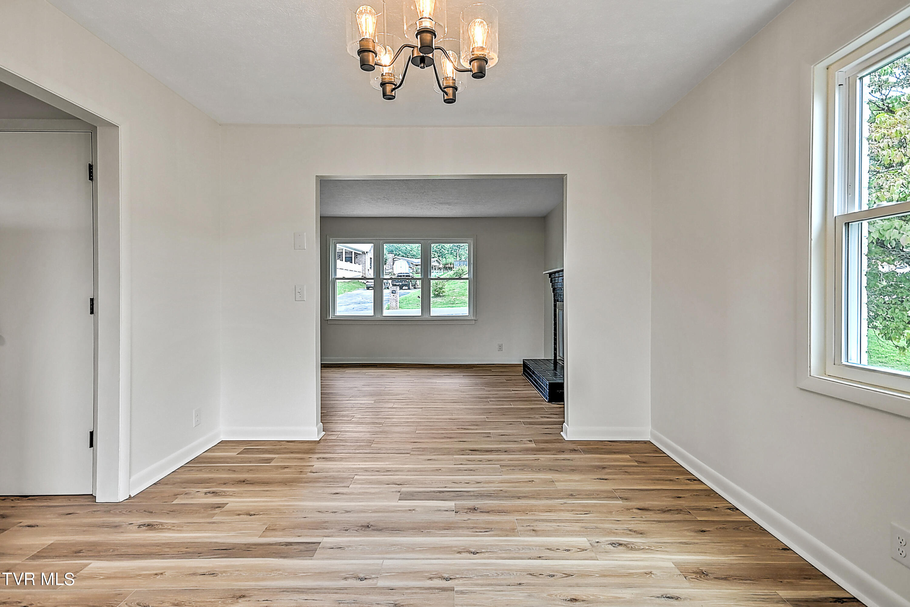 3629 Woodlark Lane