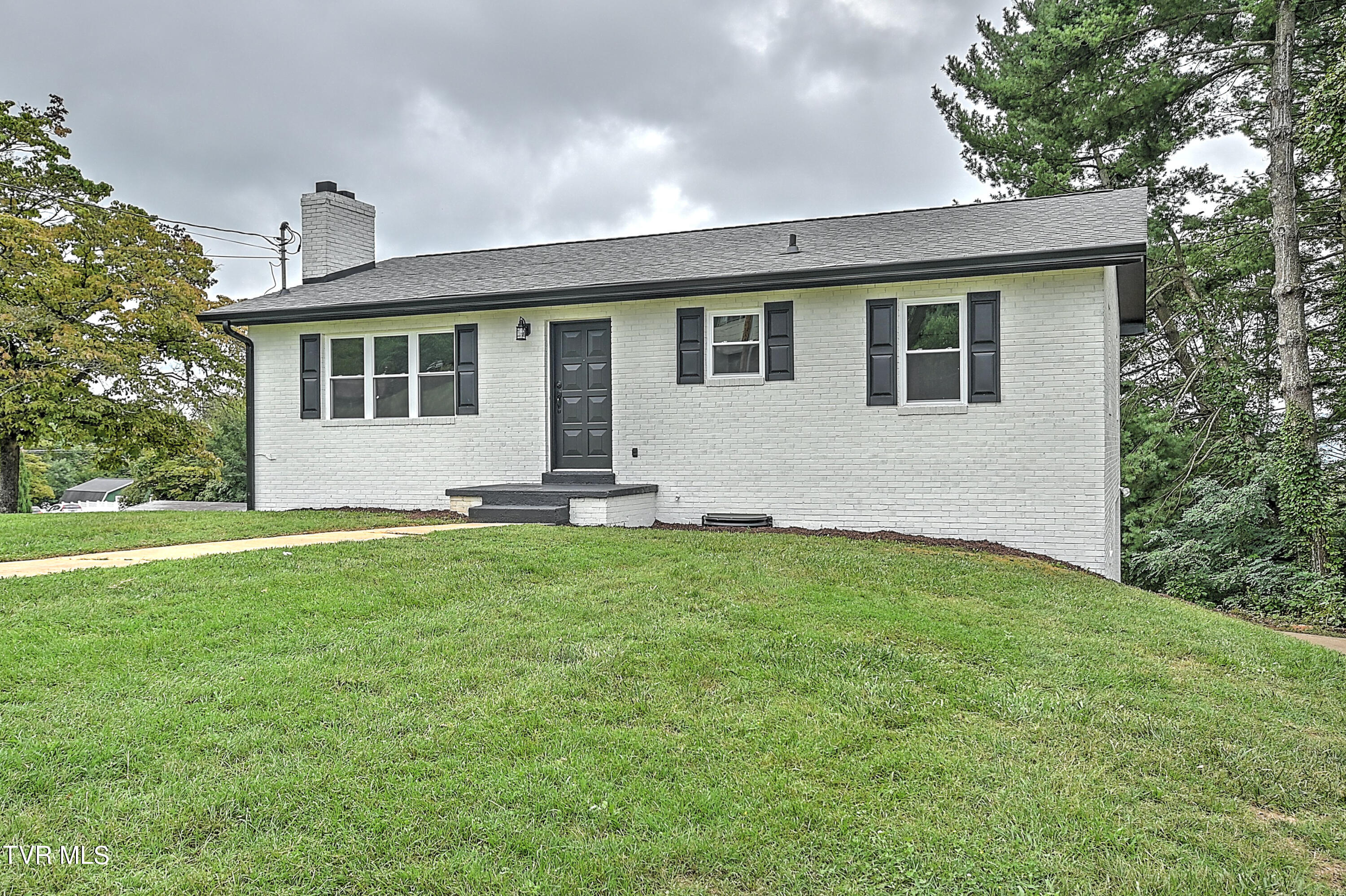 3629 Woodlark Lane
