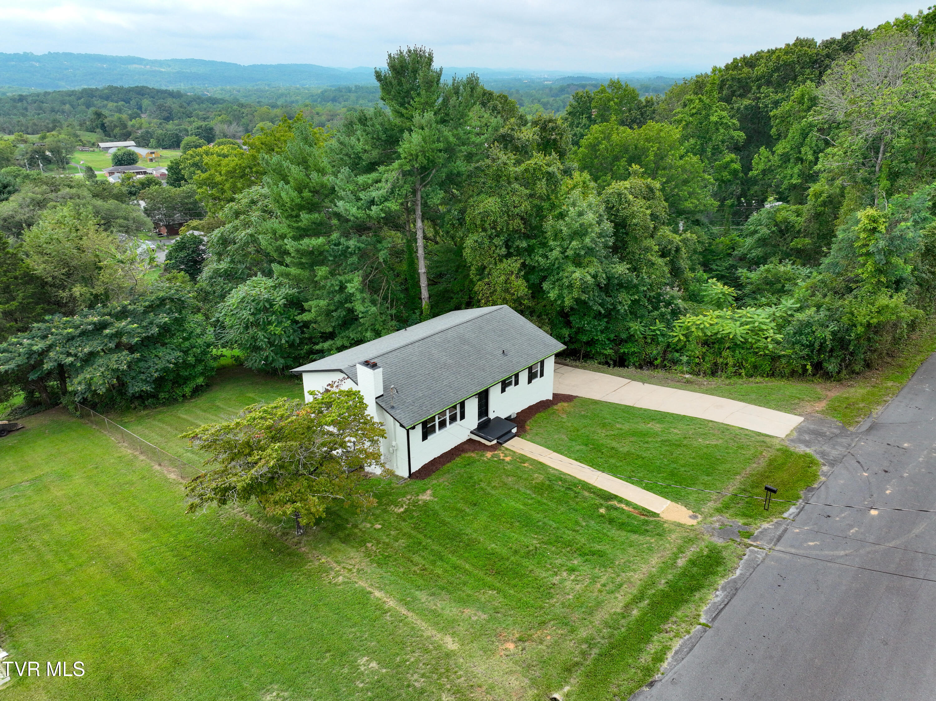 3629 Woodlark Lane