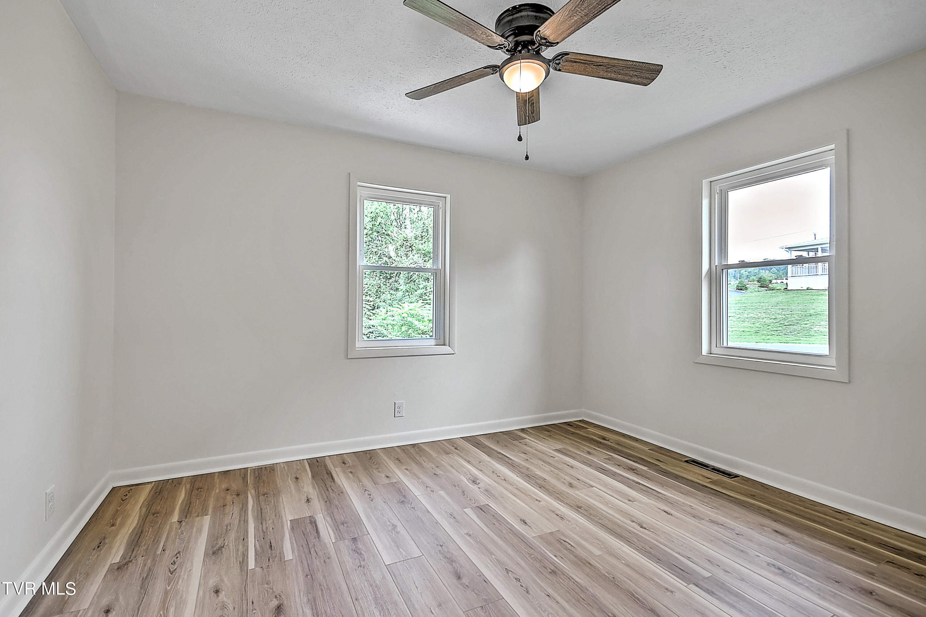 3629 Woodlark Lane
