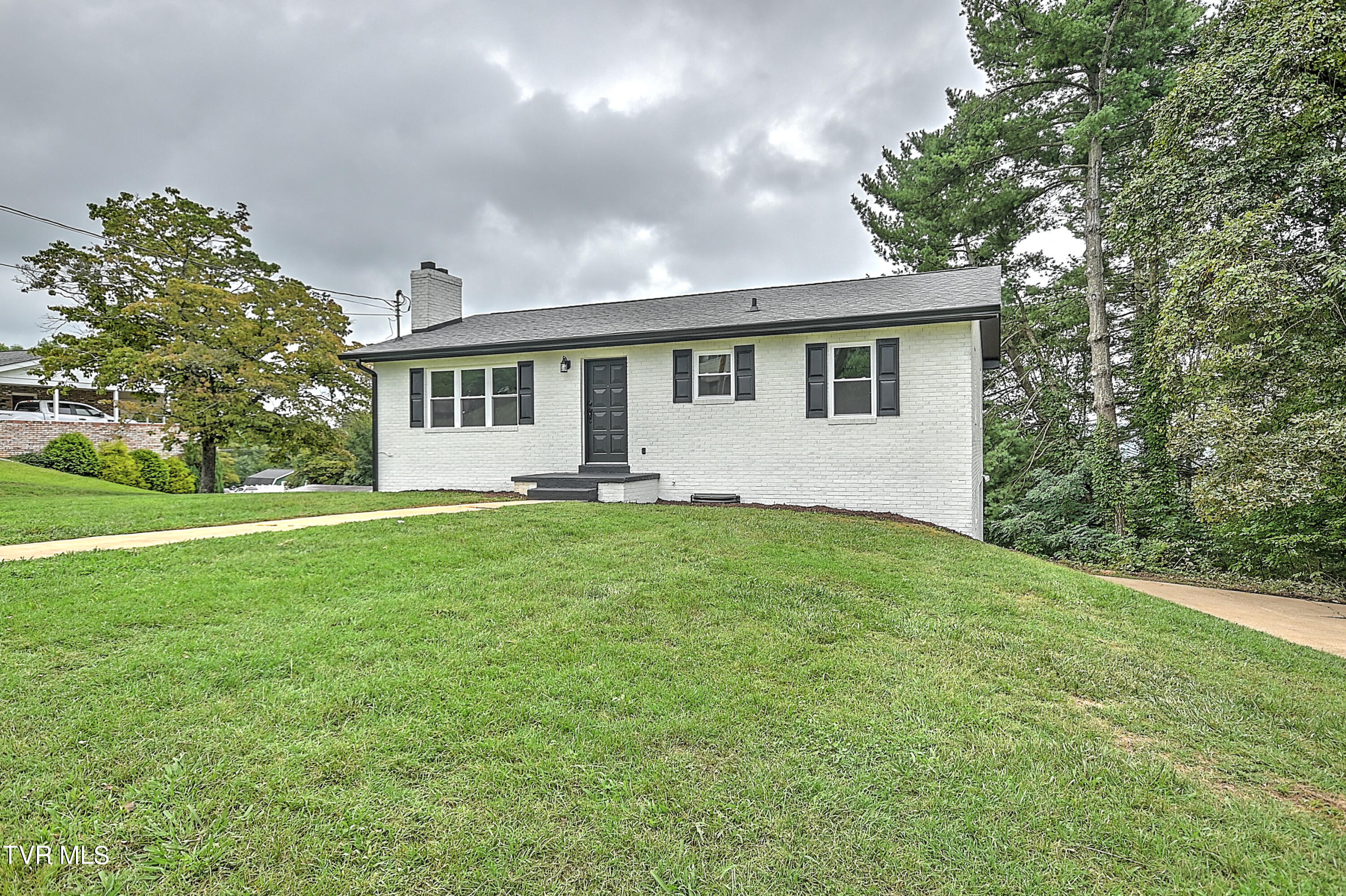 3629 Woodlark Lane