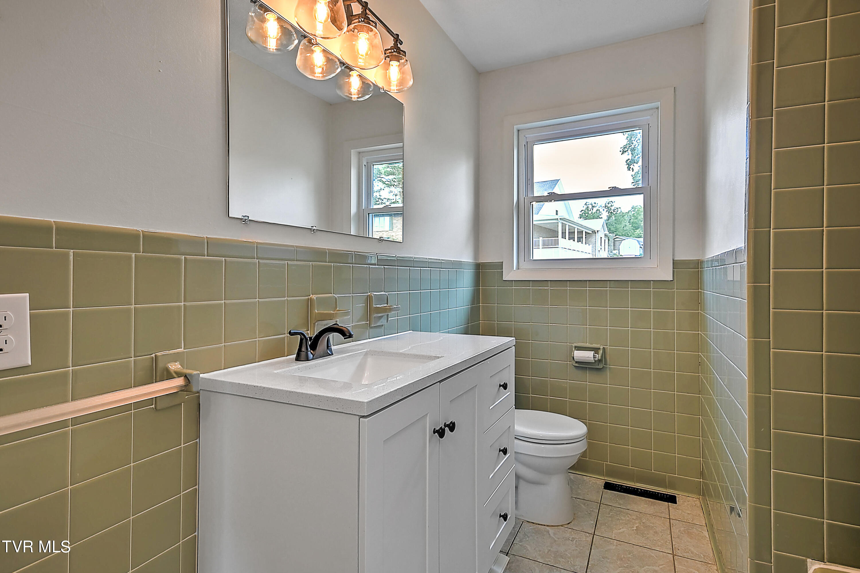 3629 Woodlark Lane