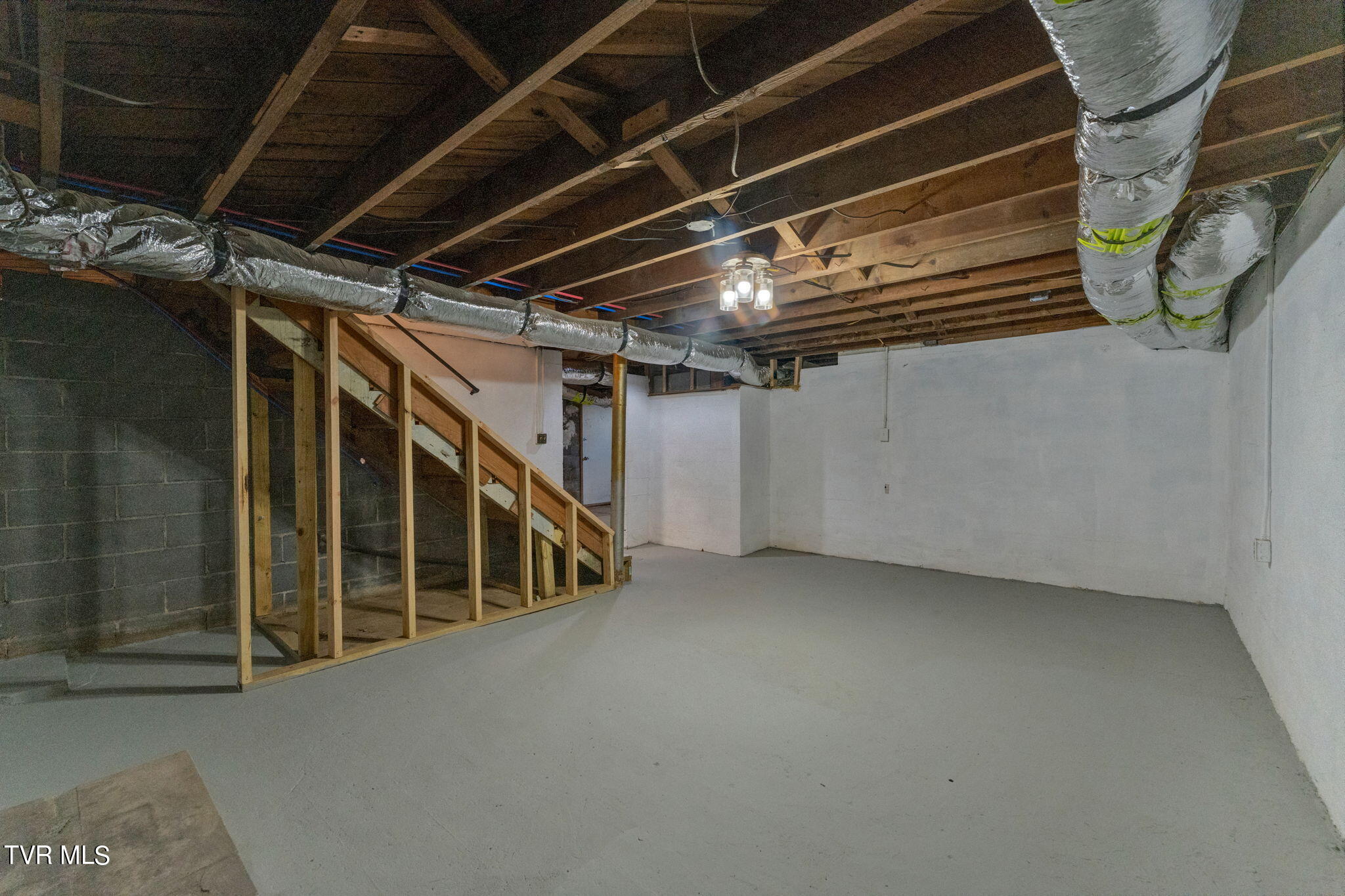 1445 Highpoint Avenue