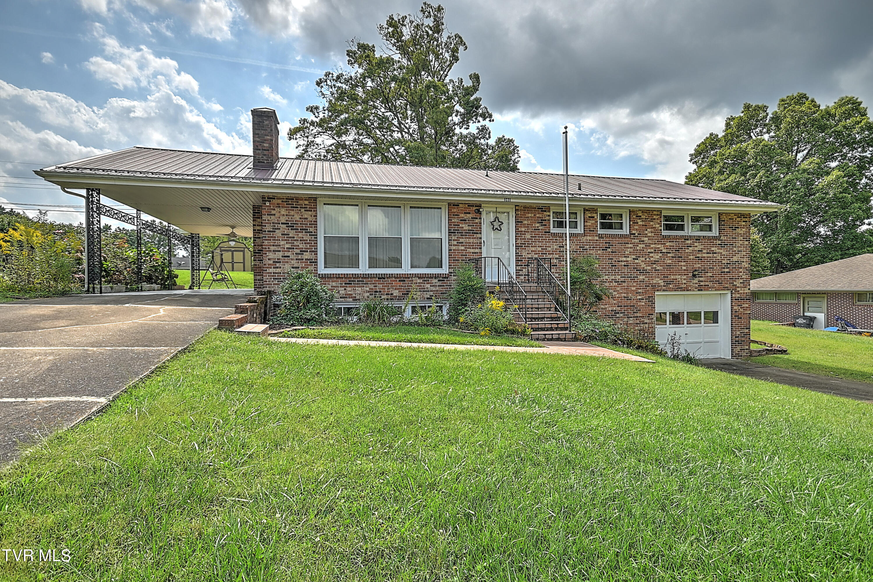1001 Spring Valley Drive