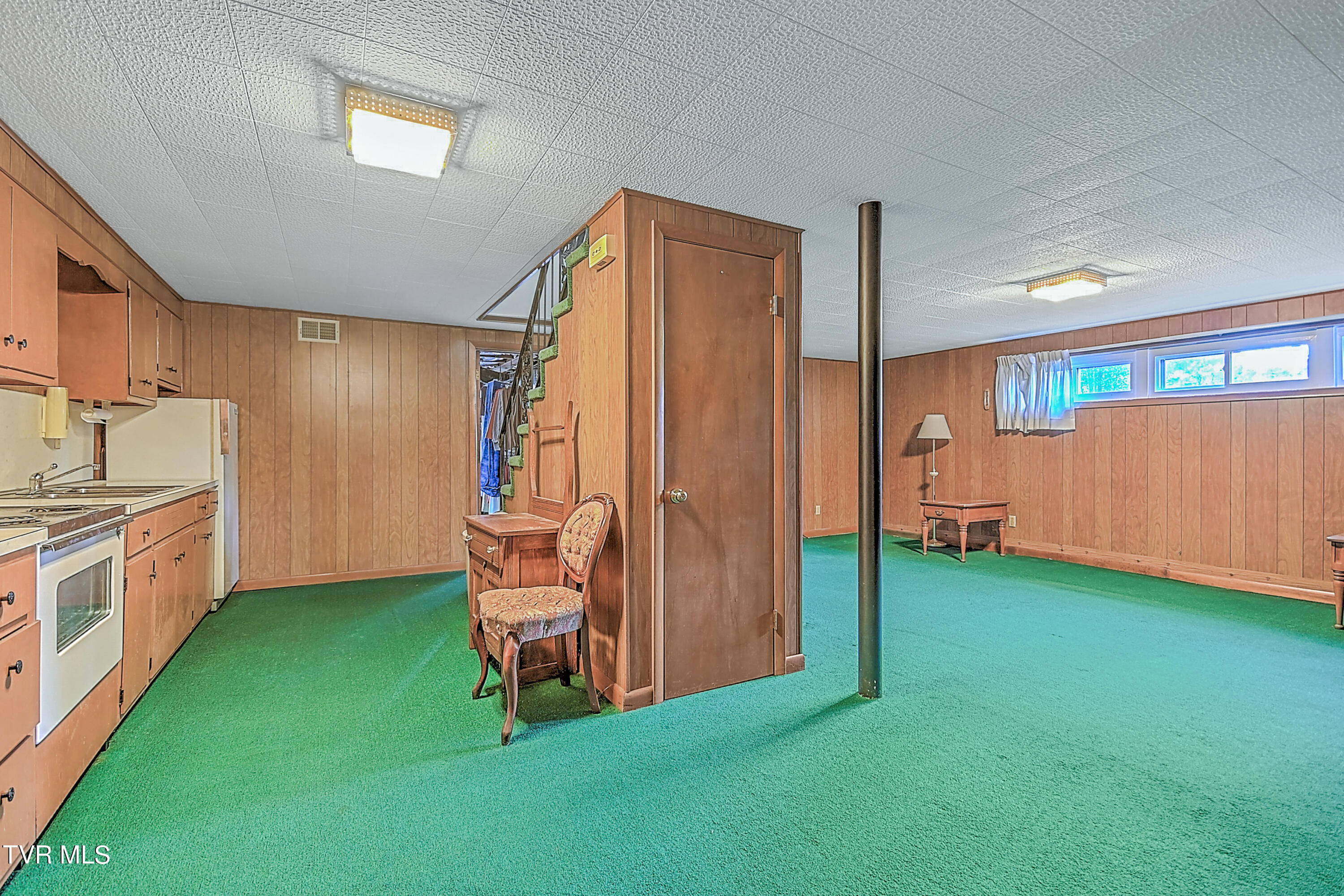 1001 Spring Valley Drive