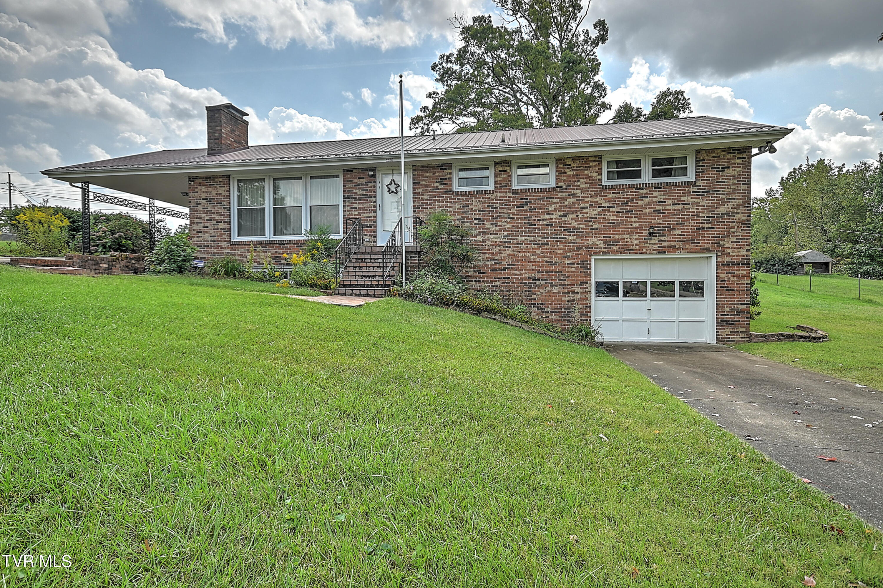 1001 Spring Valley Drive