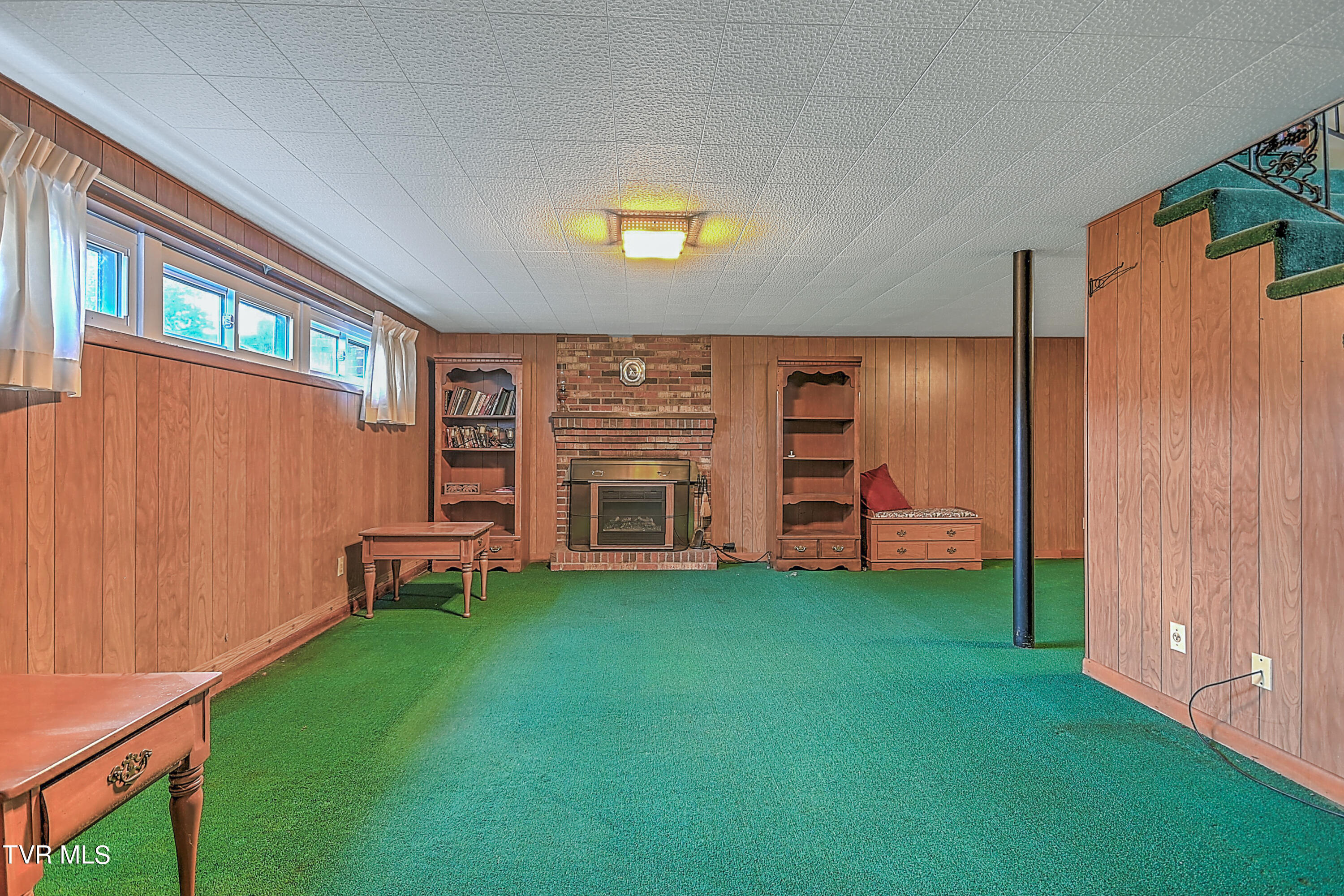 1001 Spring Valley Drive