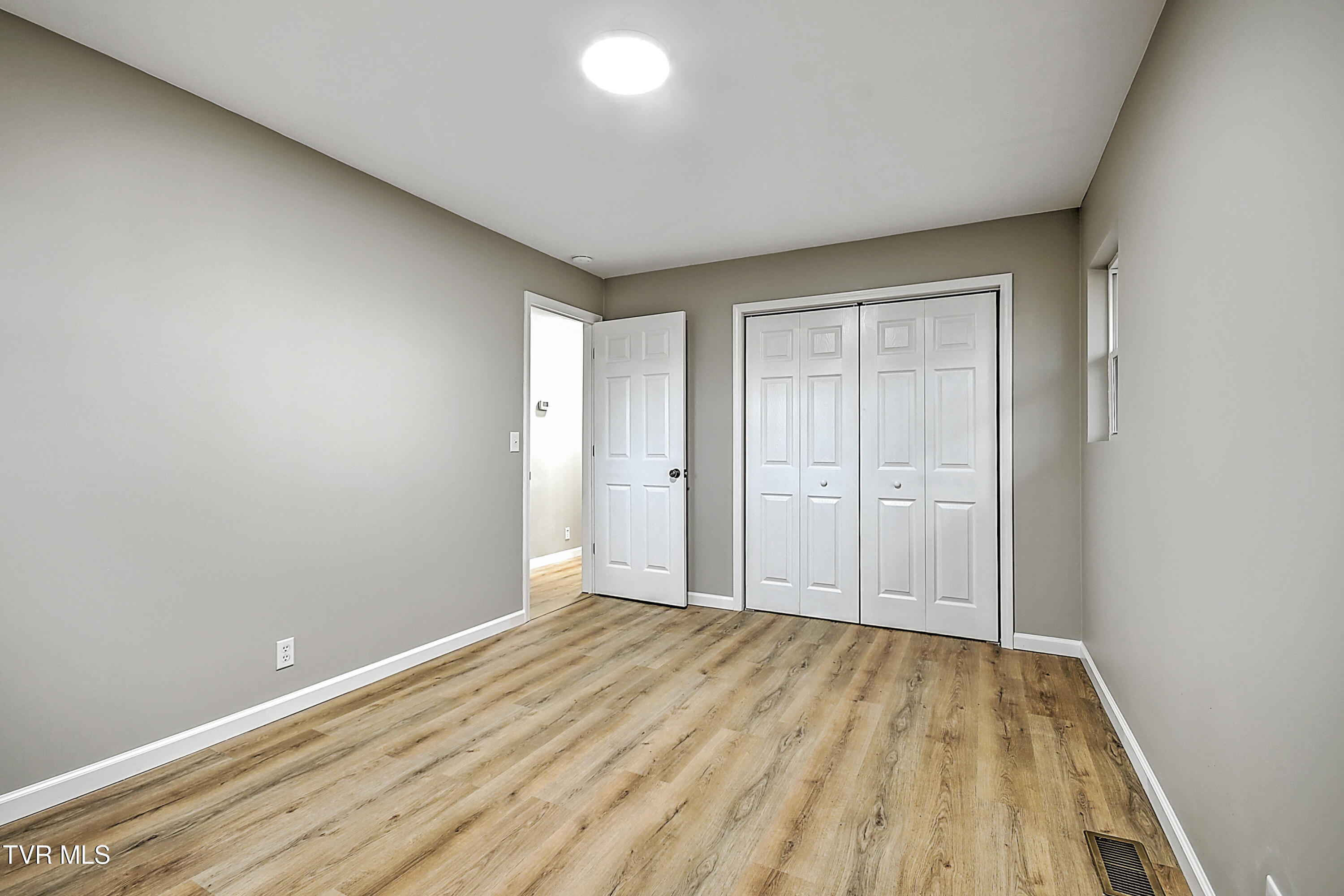 411 Spring Valley Circle
