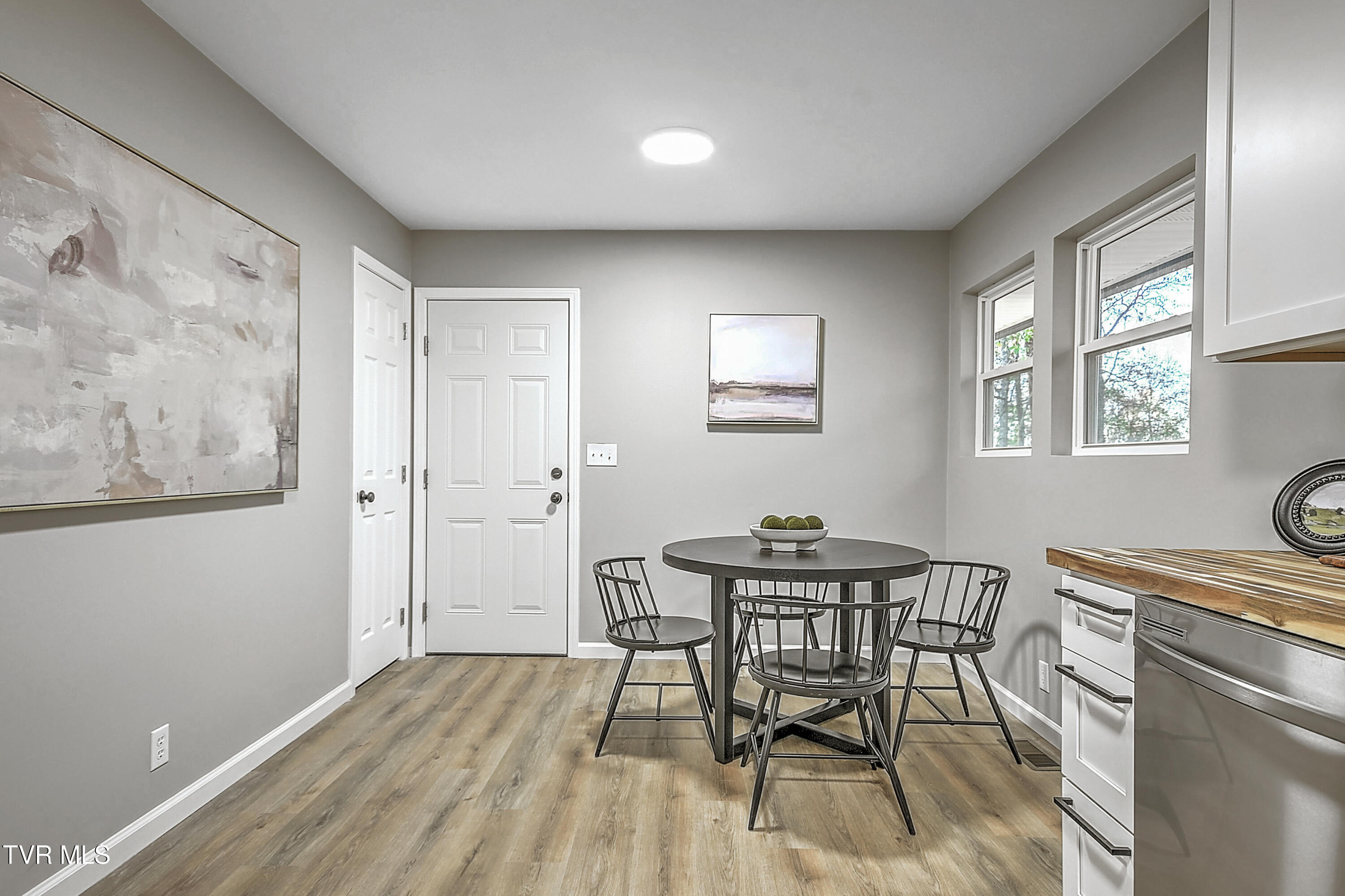 411 Spring Valley Circle